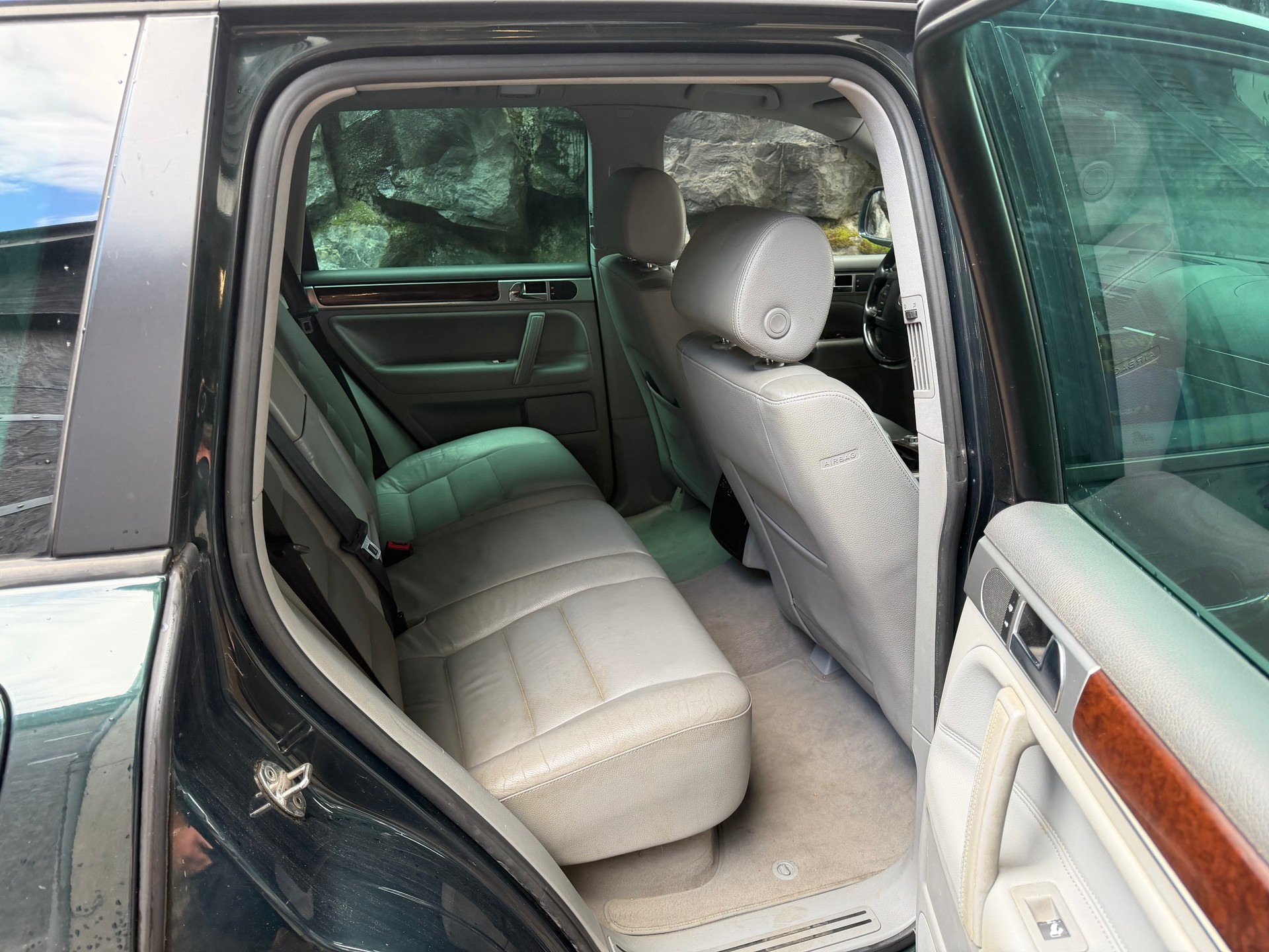 VW Touareg 3.2 V6-image-9
