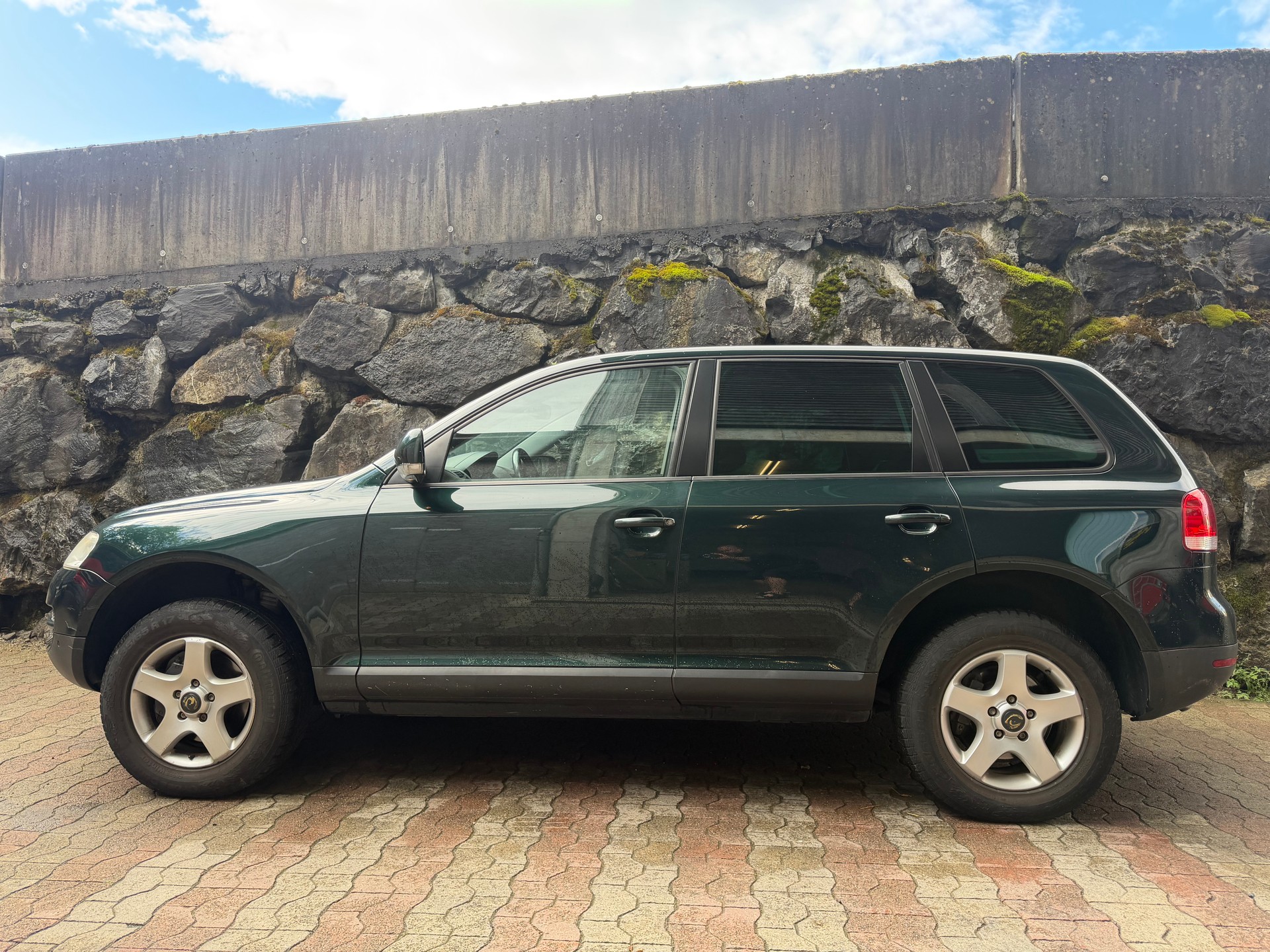 VW Touareg 3.2 V6-image-4