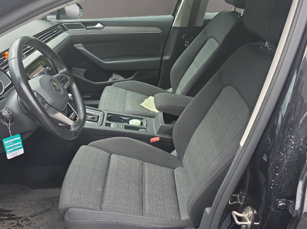 VW Passat Alltrack 2.0 TDI 190 SCR DSG 4motion-image-8