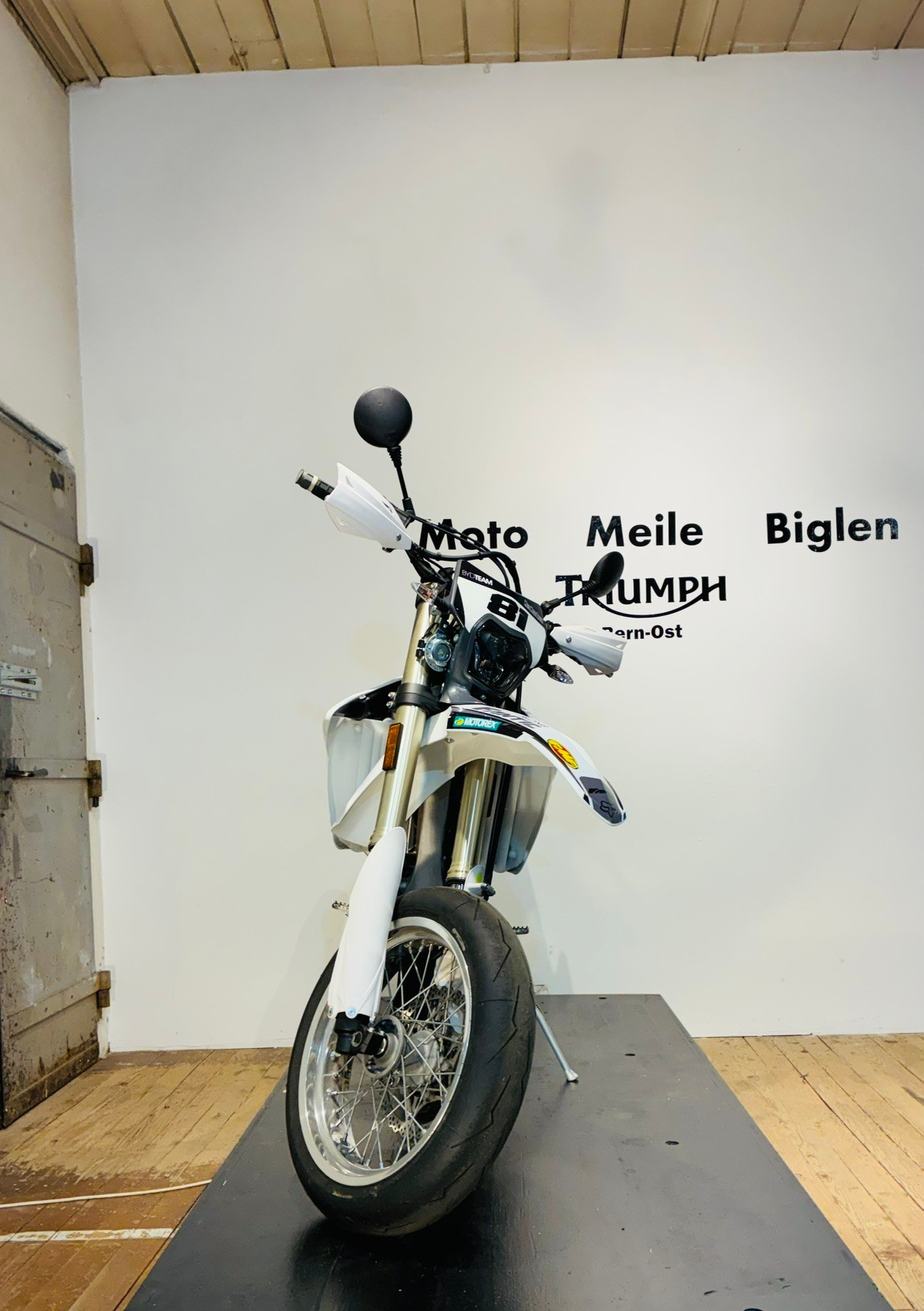 FANTIC Supermoto 35kW-showroom-element-3