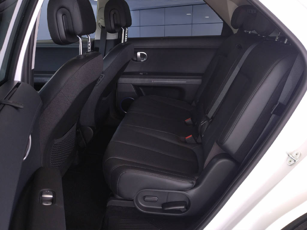 HYUNDAI IONIQ 5 Vertex 73 KWH 4WD-image-10