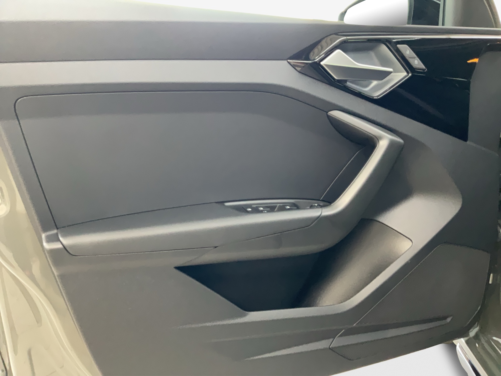 AUDI A1 Sportback 30 TFSI Attraction S-tronic-image-14