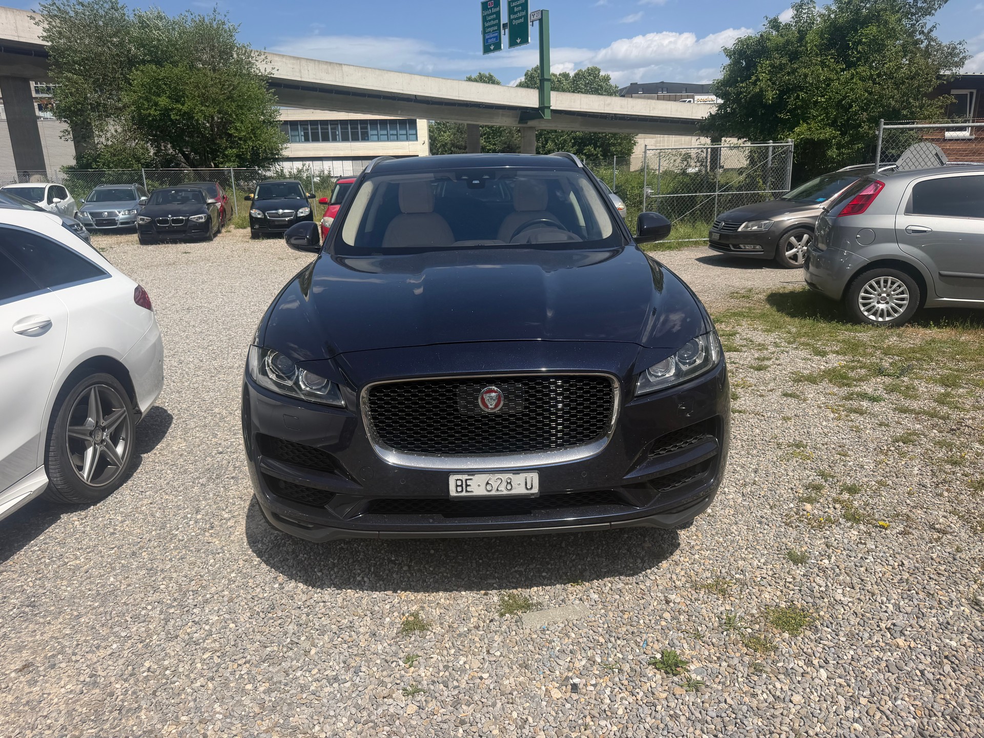 JAGUAR F-Pace 25d Prestige AWD Automatik-image-0