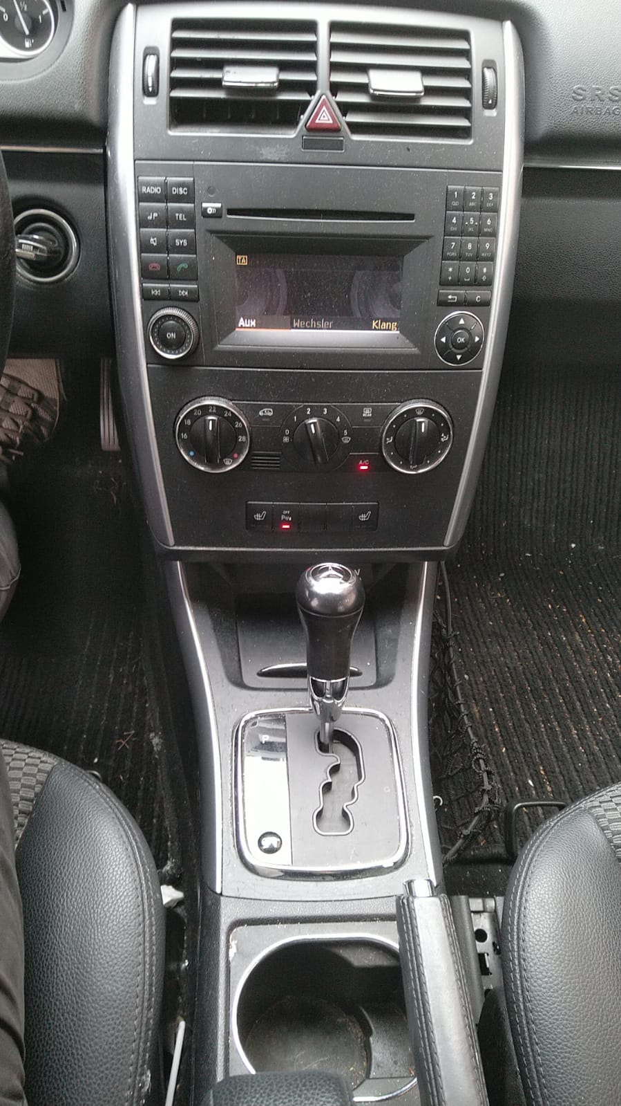 MERCEDES-BENZ B 180 (170) NGT BlueEfficiency Autotronic-image-8