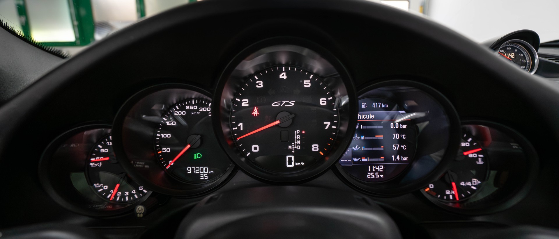 PORSCHE 911 Carrera 4 GTS Cabrio PDK-image-17