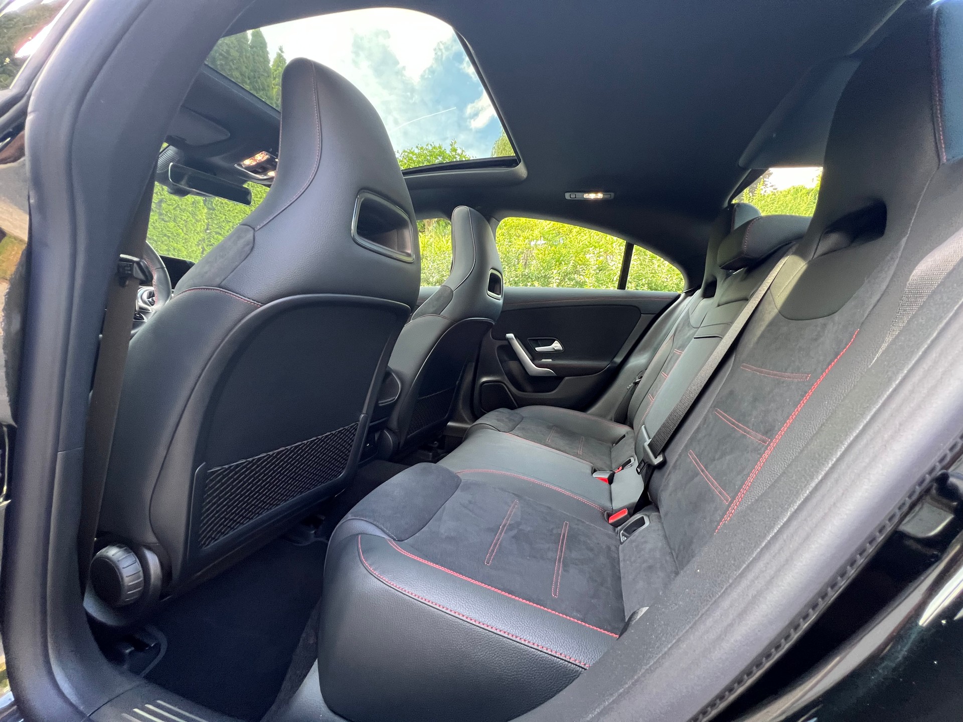 MERCEDES-BENZ CLA 250 4Matic 8G-DCT-image-14