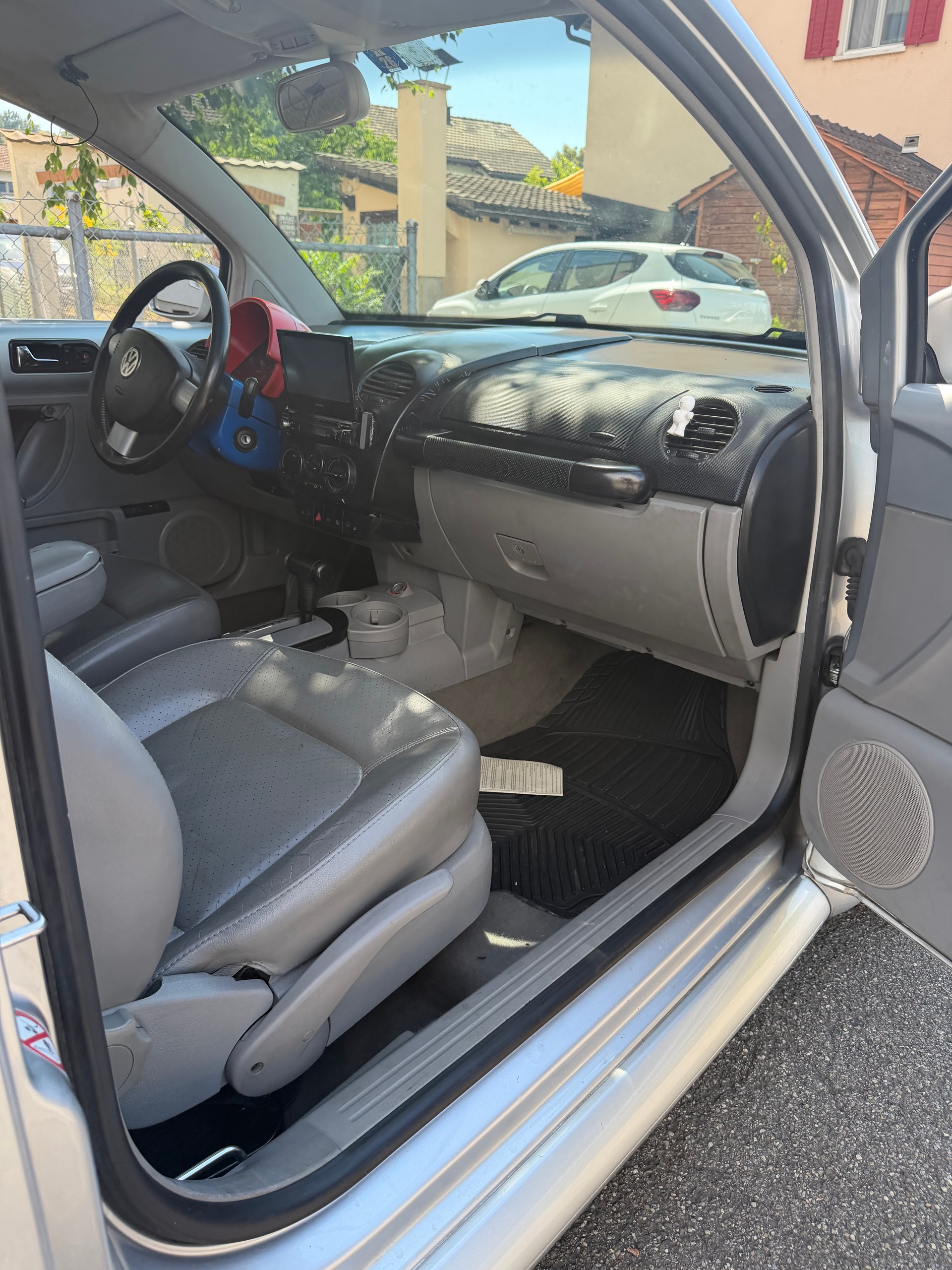 VW Beetle 2.0-image-5