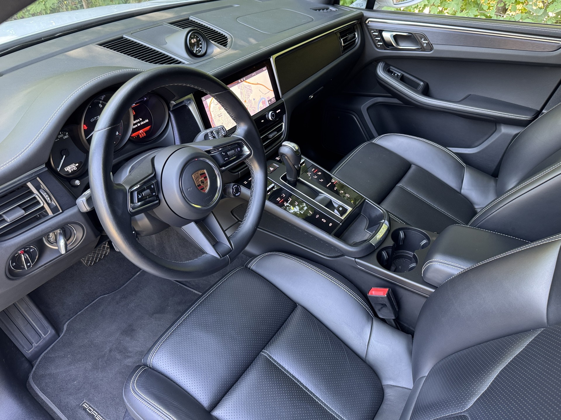 PORSCHE Macan GTS PDK-image-1