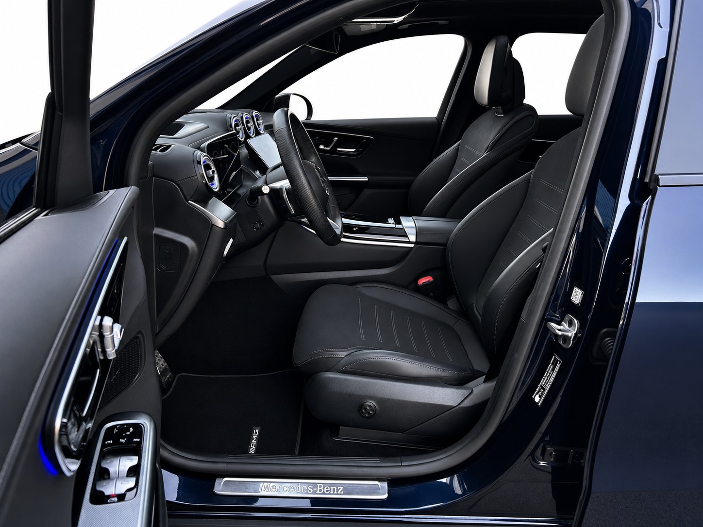 MERCEDES-BENZ GLC 220 d AMG Line 4matic CH FAHRZEUG-image-7