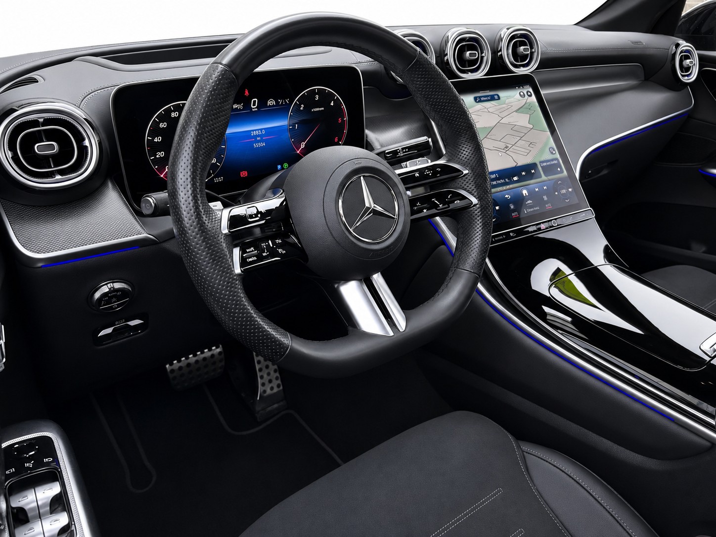 MERCEDES-BENZ GLC 220 d AMG Line 4matic CH FAHRZEUG-image-12