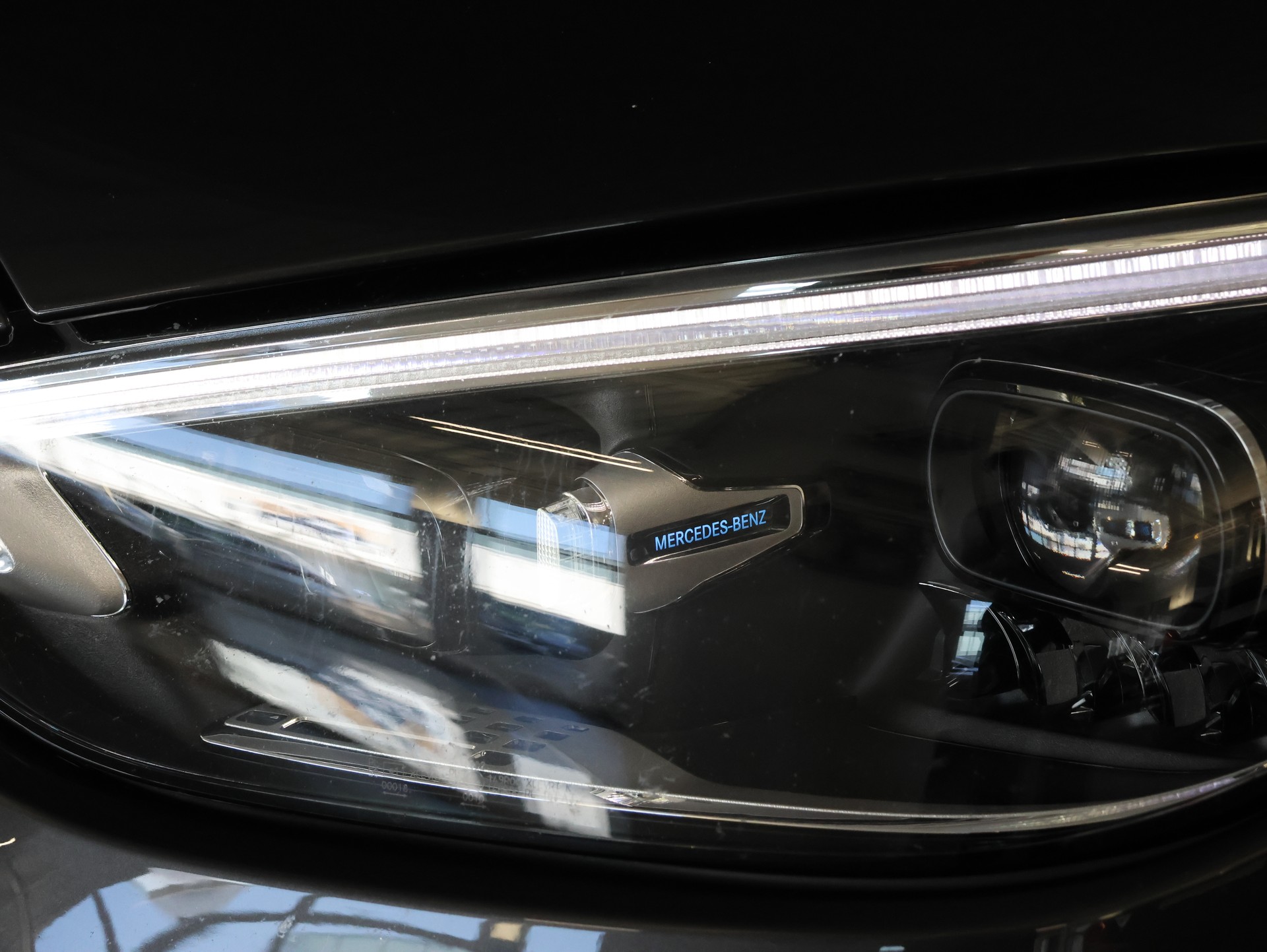 MERCEDES-BENZ C 180 AMG Line *Rückfahrkamera* *Sitzheizung*-image-7