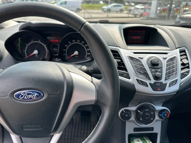 FORD Fiesta 1.4 16V Trend+-image-10