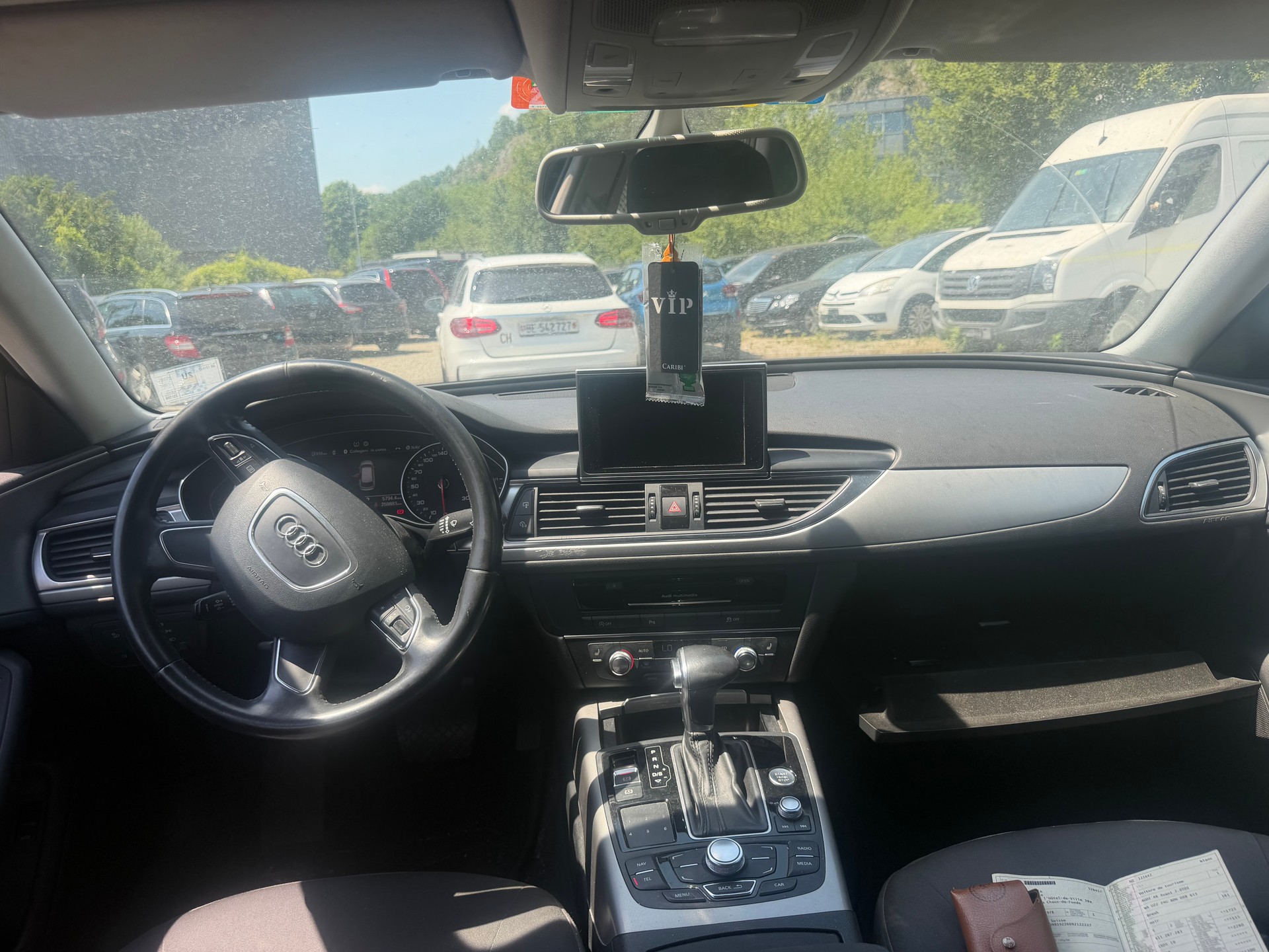 AUDI A6 Avant 2.0 TDI multitronic-image-4