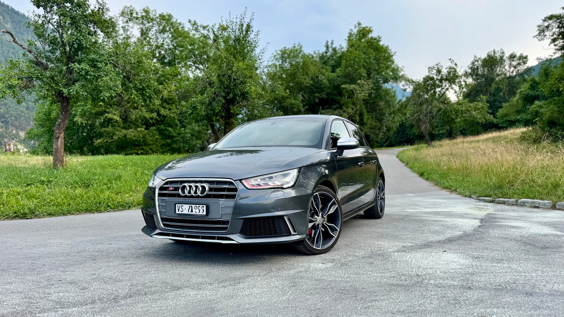 AUDI 2.0 TFSI quattro-image-0