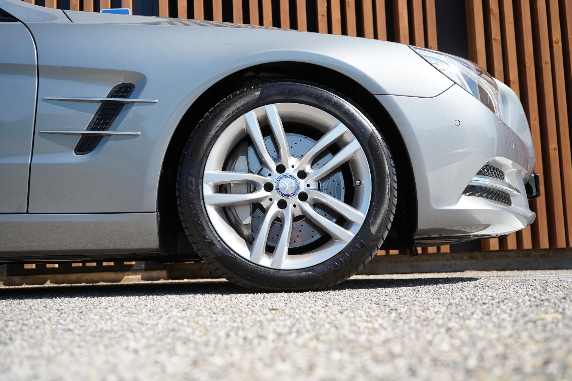 MERCEDES-BENZ SL 400 7G-TRONIC l 333 PS-image-16