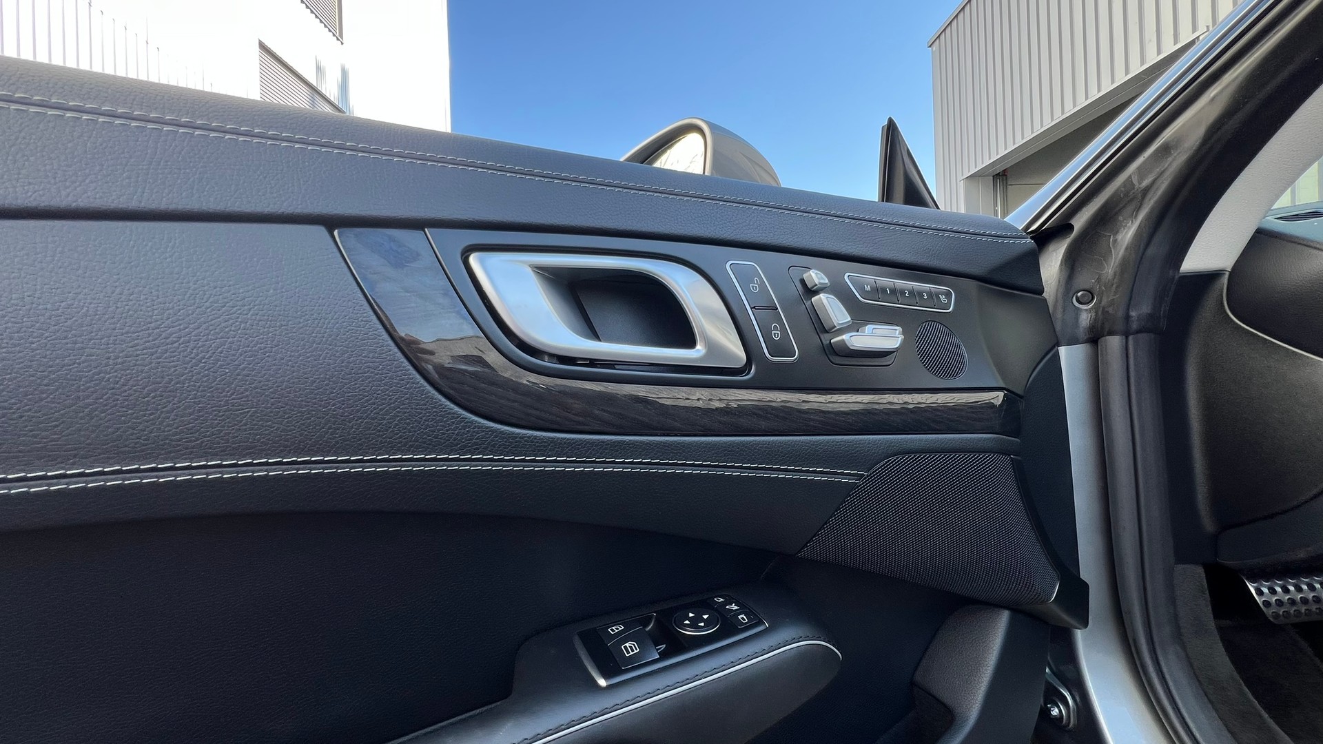 MERCEDES-BENZ SL 400 7G-TRONIC l 333 PS-image-25