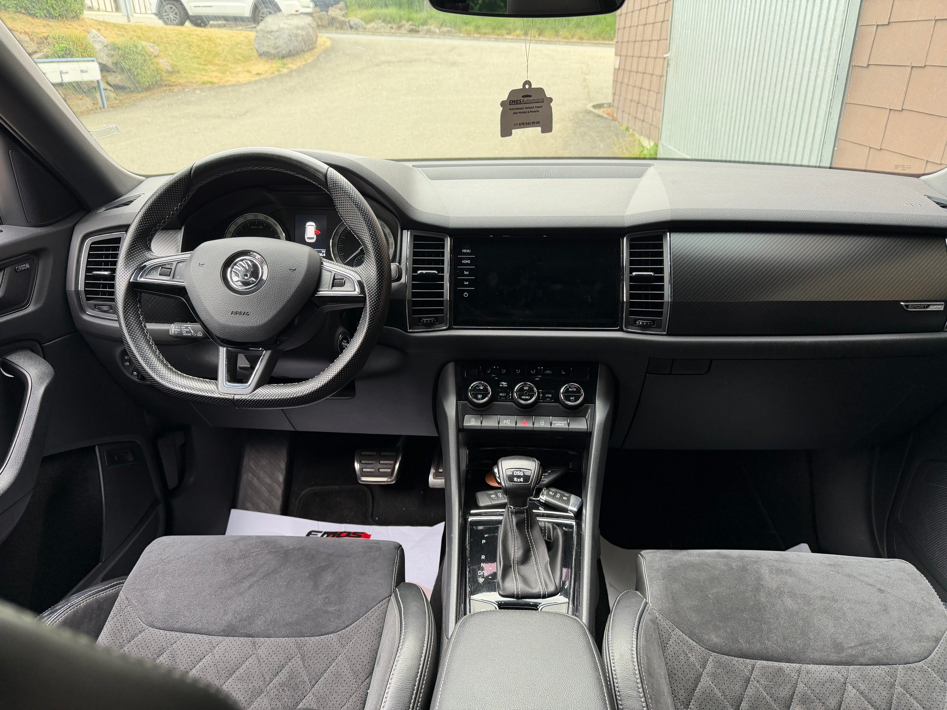 SKODA Kodiaq 2.0 TDI CR Sport Line 4x4 DSG * 7 Plätzer*-image-7