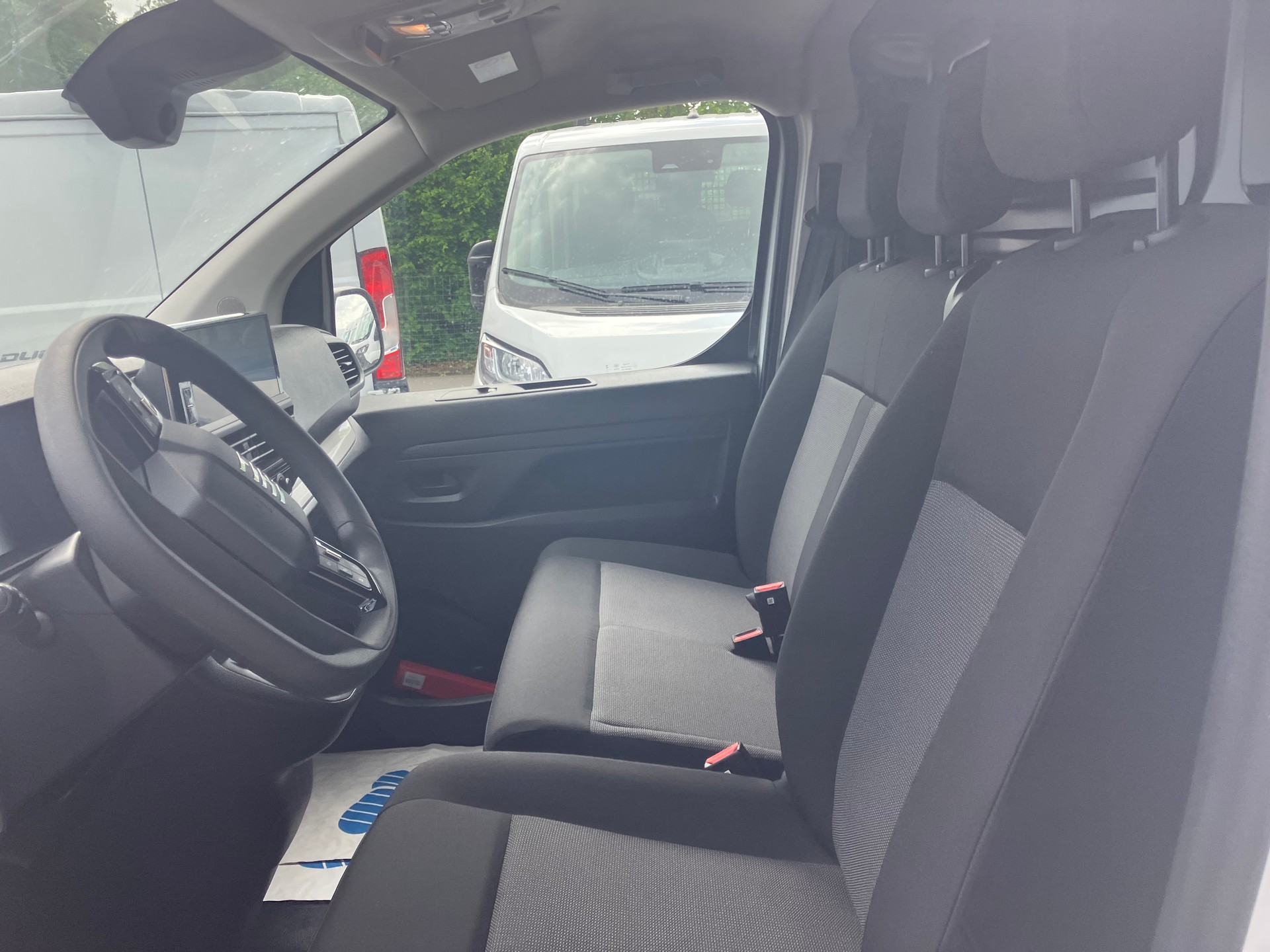 FIAT Scudo 2.0 BlueHDi L3 EAT8-image-7