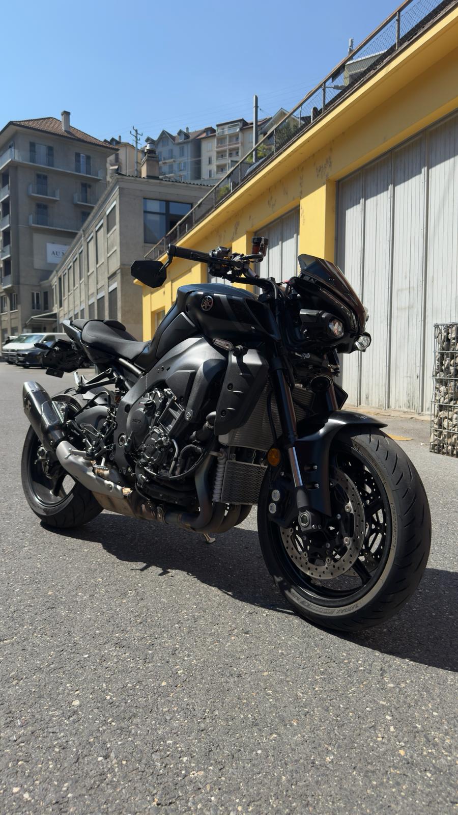 YAMAHA MT-10 ABS