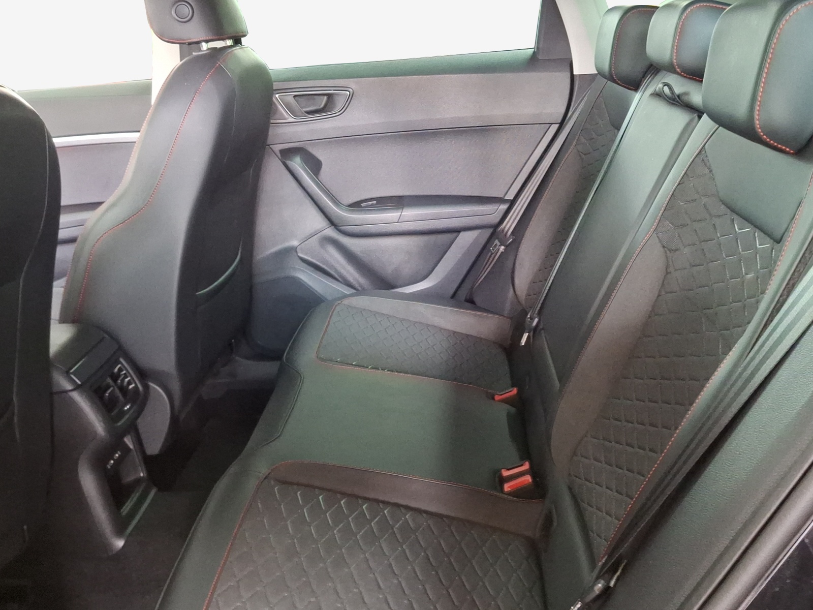 SEAT Ateca 1.5 TSI EVO DSG FR-image-11