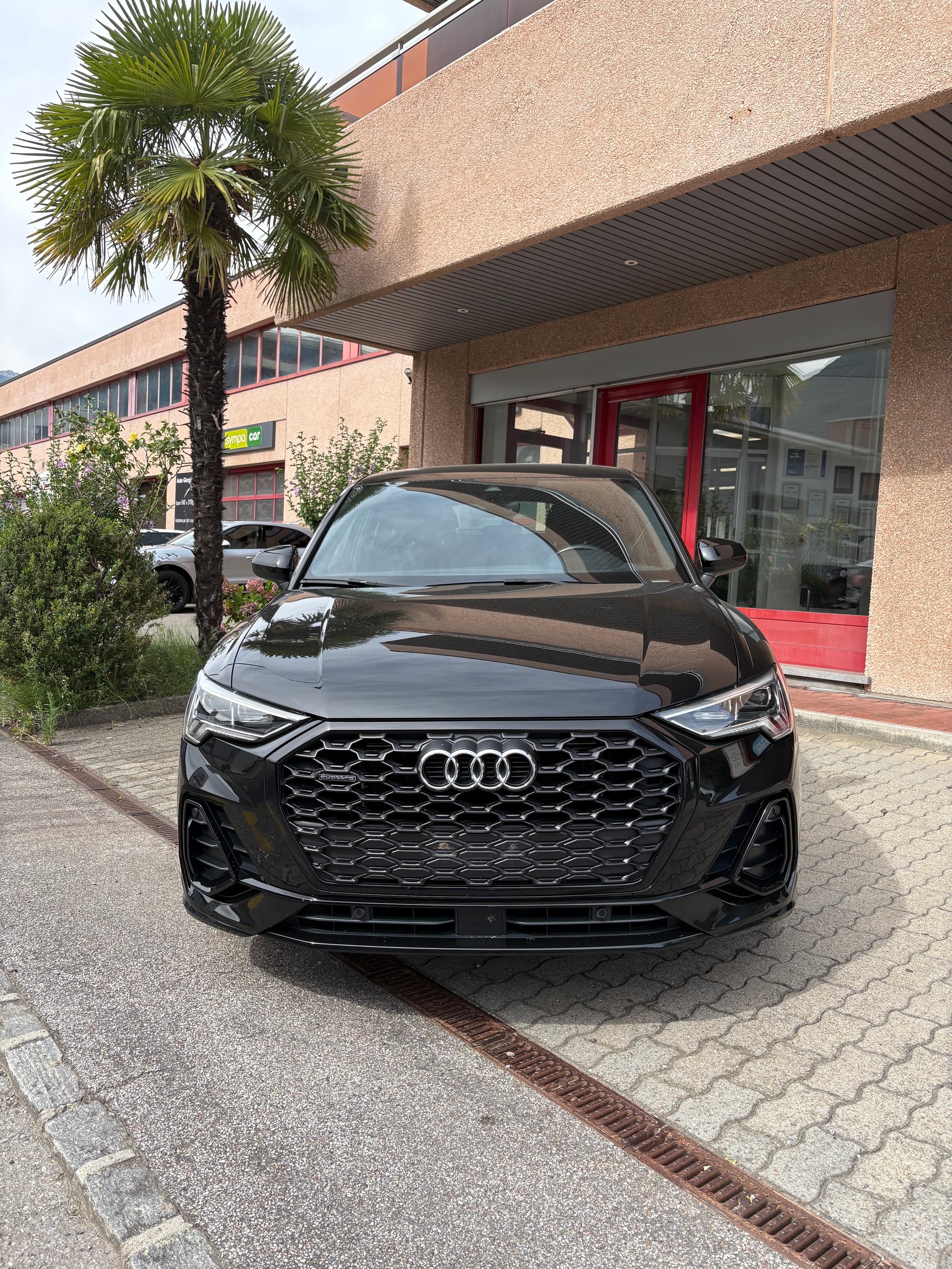 AUDI Q3 Sportback 40 TFSI S line quattro S-tronic