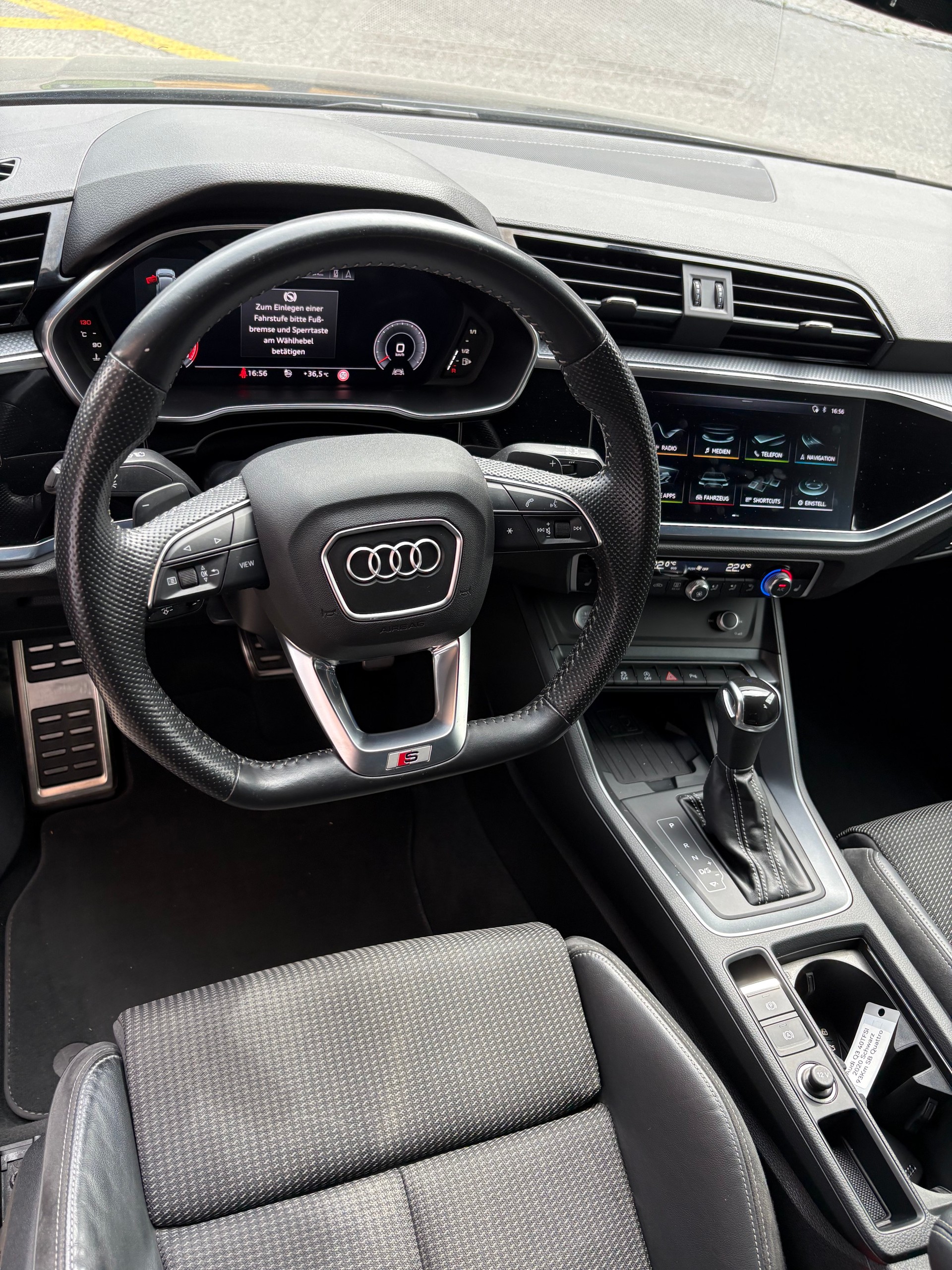 AUDI Q3 Sportback 40 TFSI S line quattro S-tronic-image-6