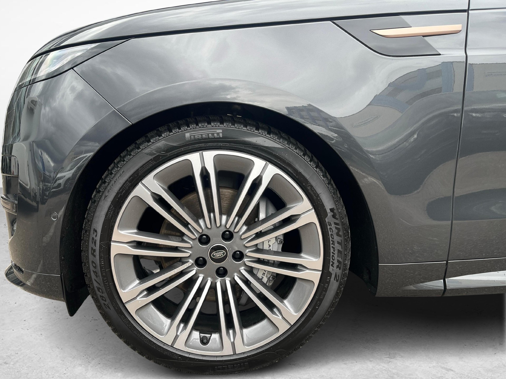LAND ROVER Range Rover Sport 3.0 I6 300 SE Dynamic-image-12