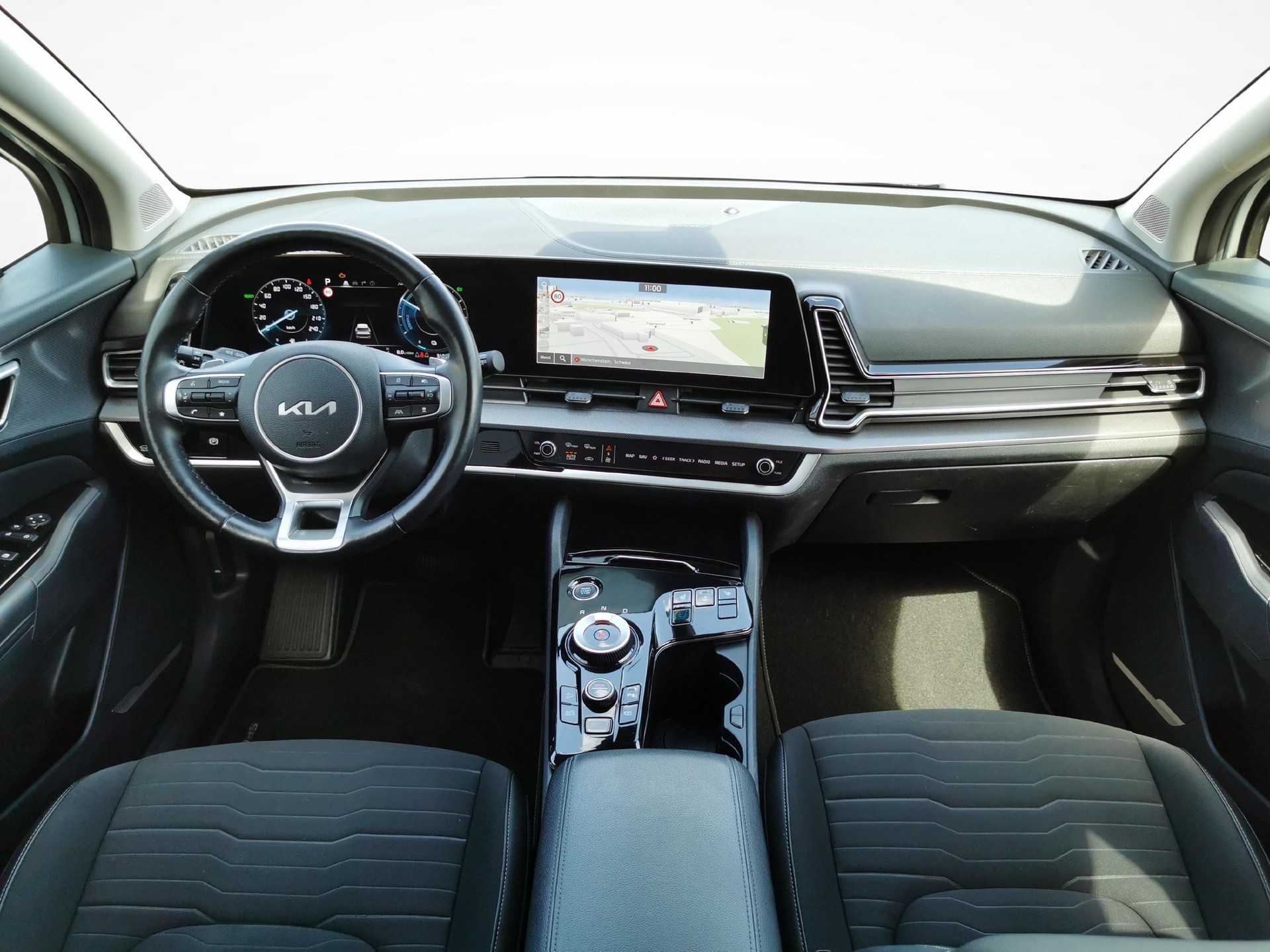 KIA Sportage 1.6 T-GDi Hybrid Style-image-3