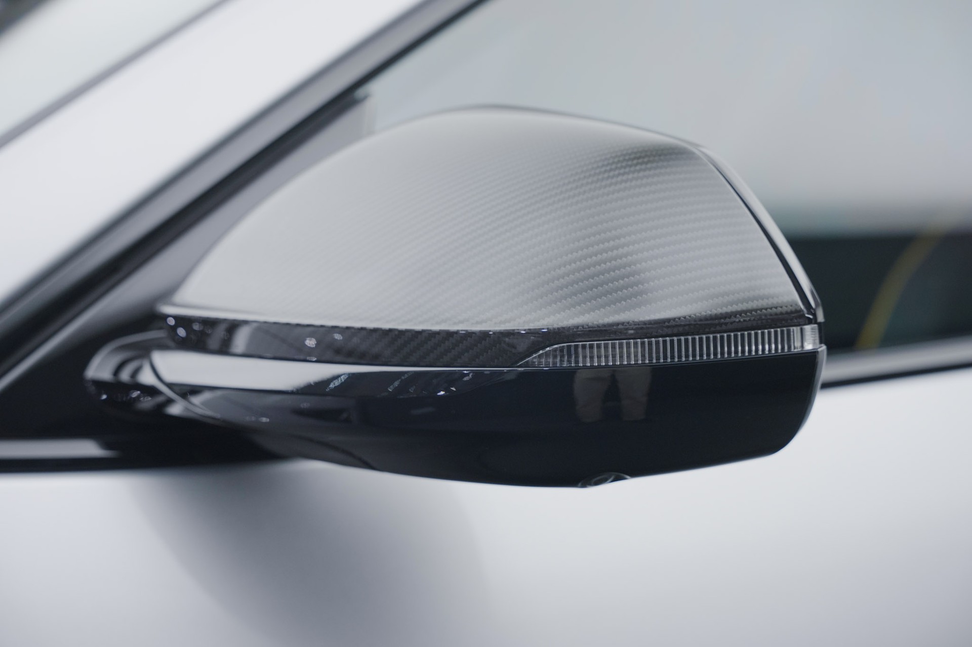 LAMBORGHINI Urus Performante *Full Carbon* *Akrapovic* *B&O*-image-18