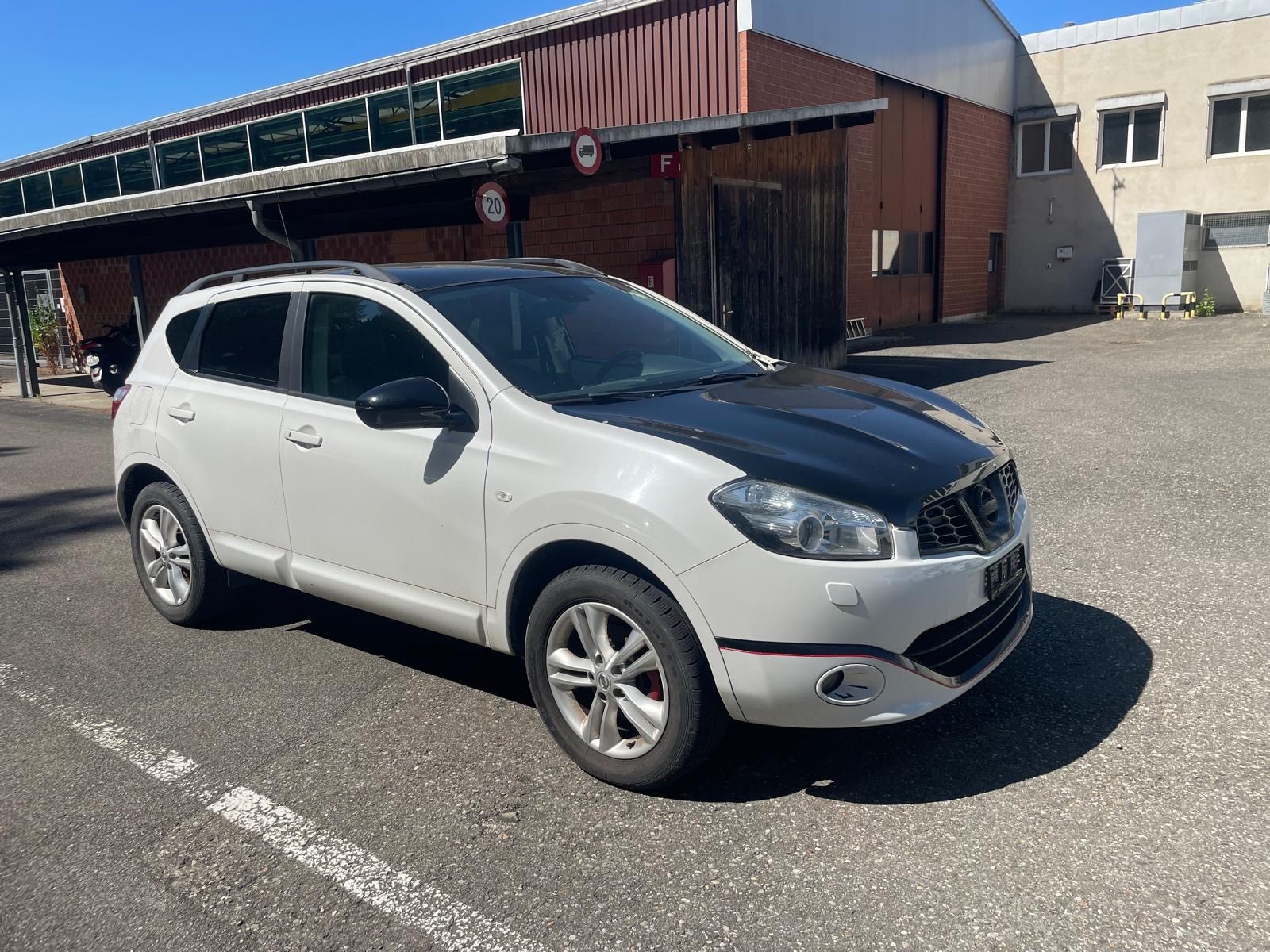 NISSAN Qashqai 2.0 i-Way XTronic CVT-image-1