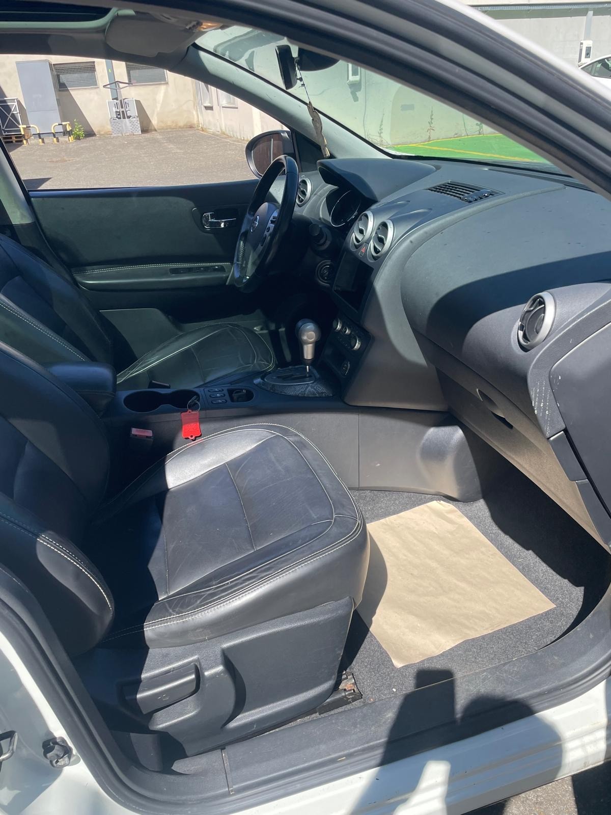 NISSAN Qashqai 2.0 i-Way XTronic CVT-image-2