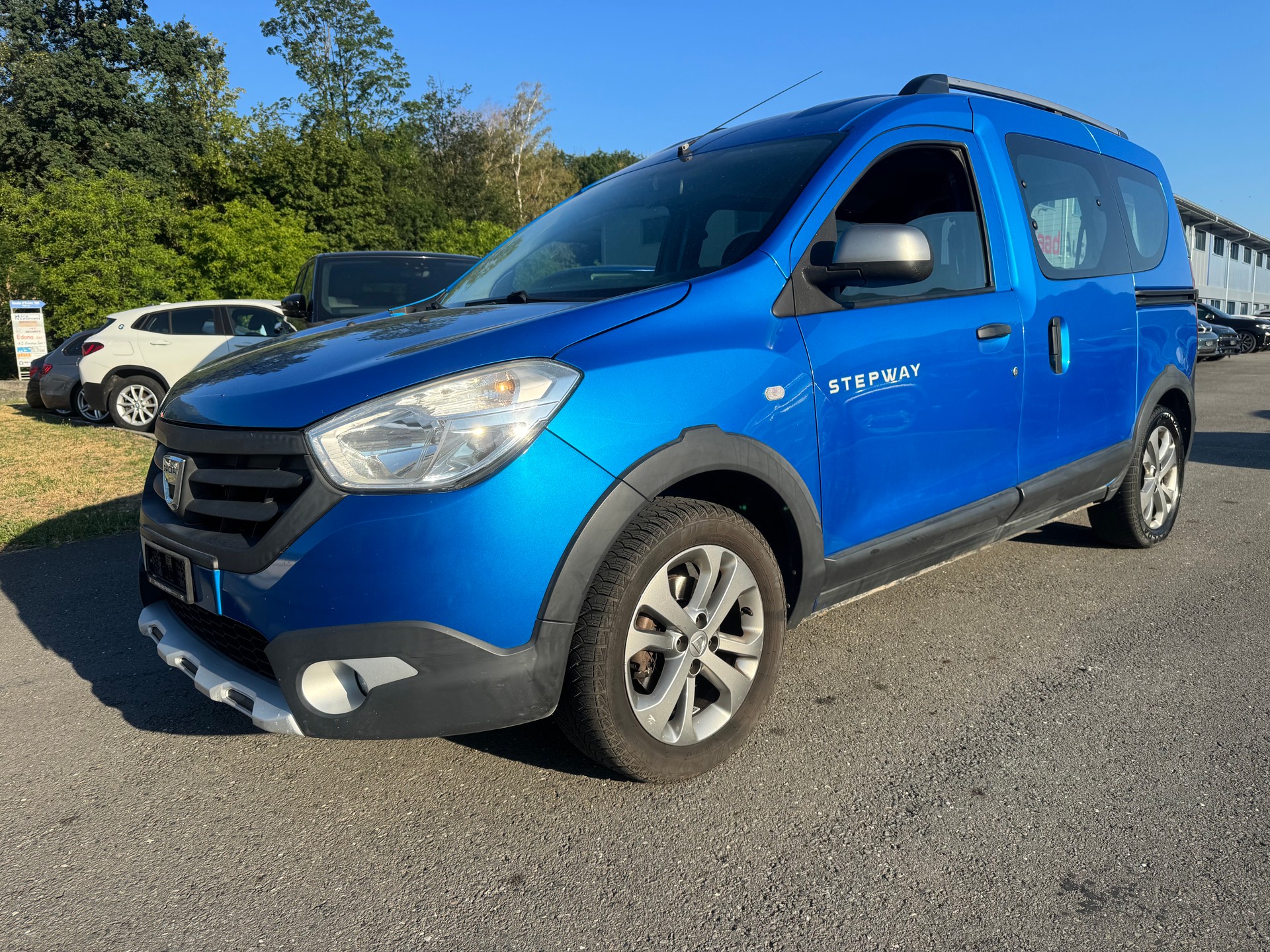 DACIA Dokker 1.2 T Stepway-image-0