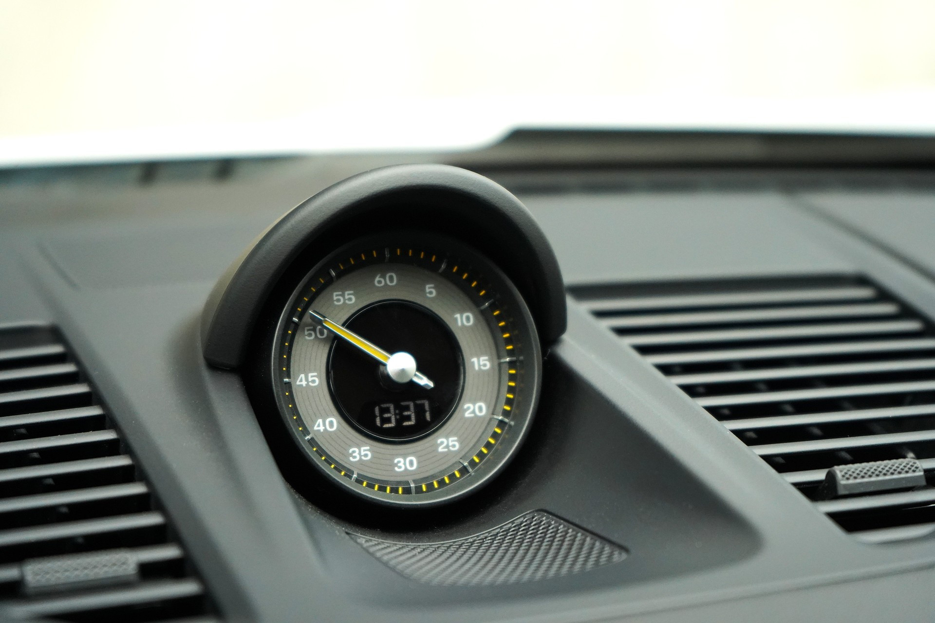 PORSCHE 911 GT3 PDK-image-21
