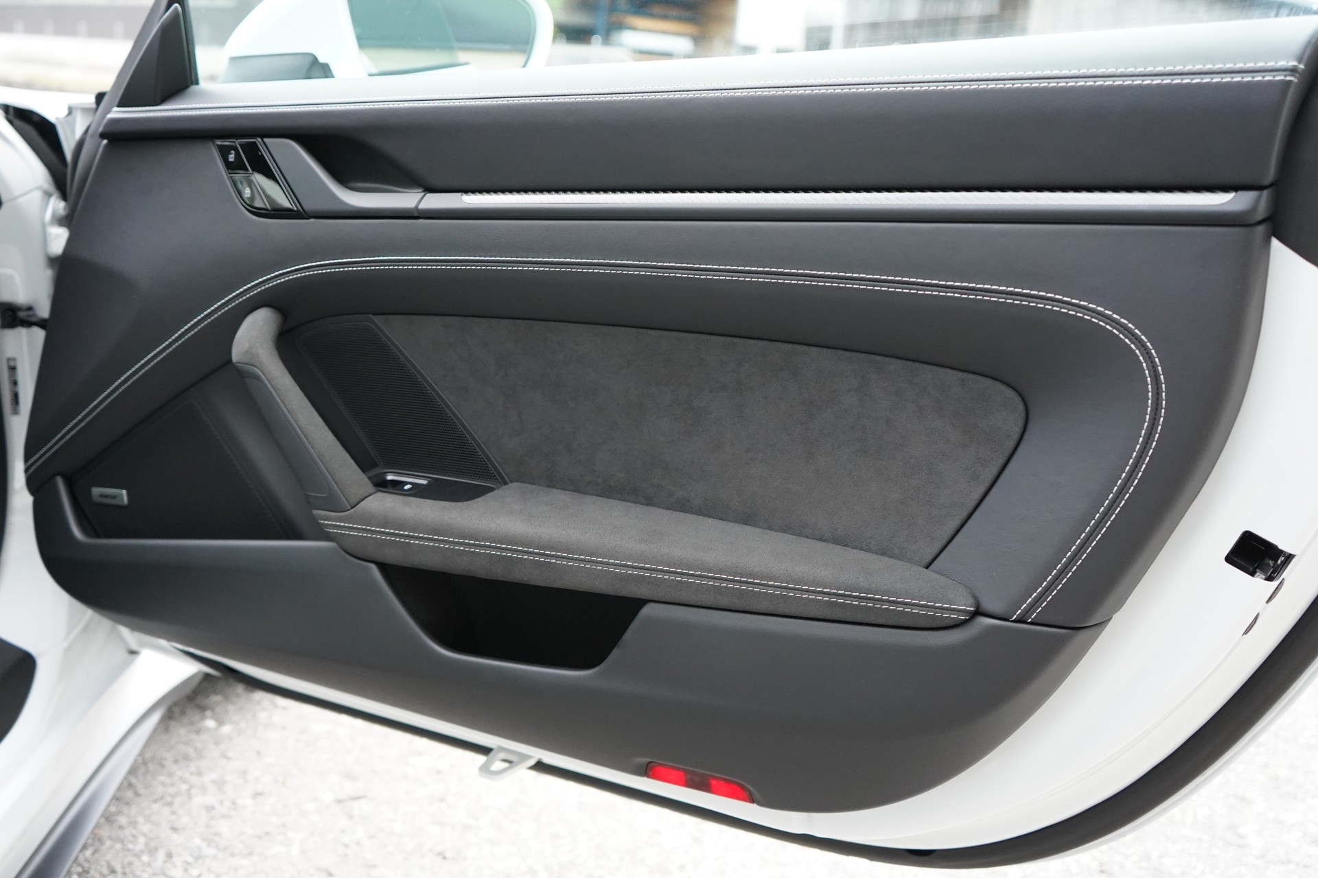 PORSCHE 911 GT3 PDK-image-29