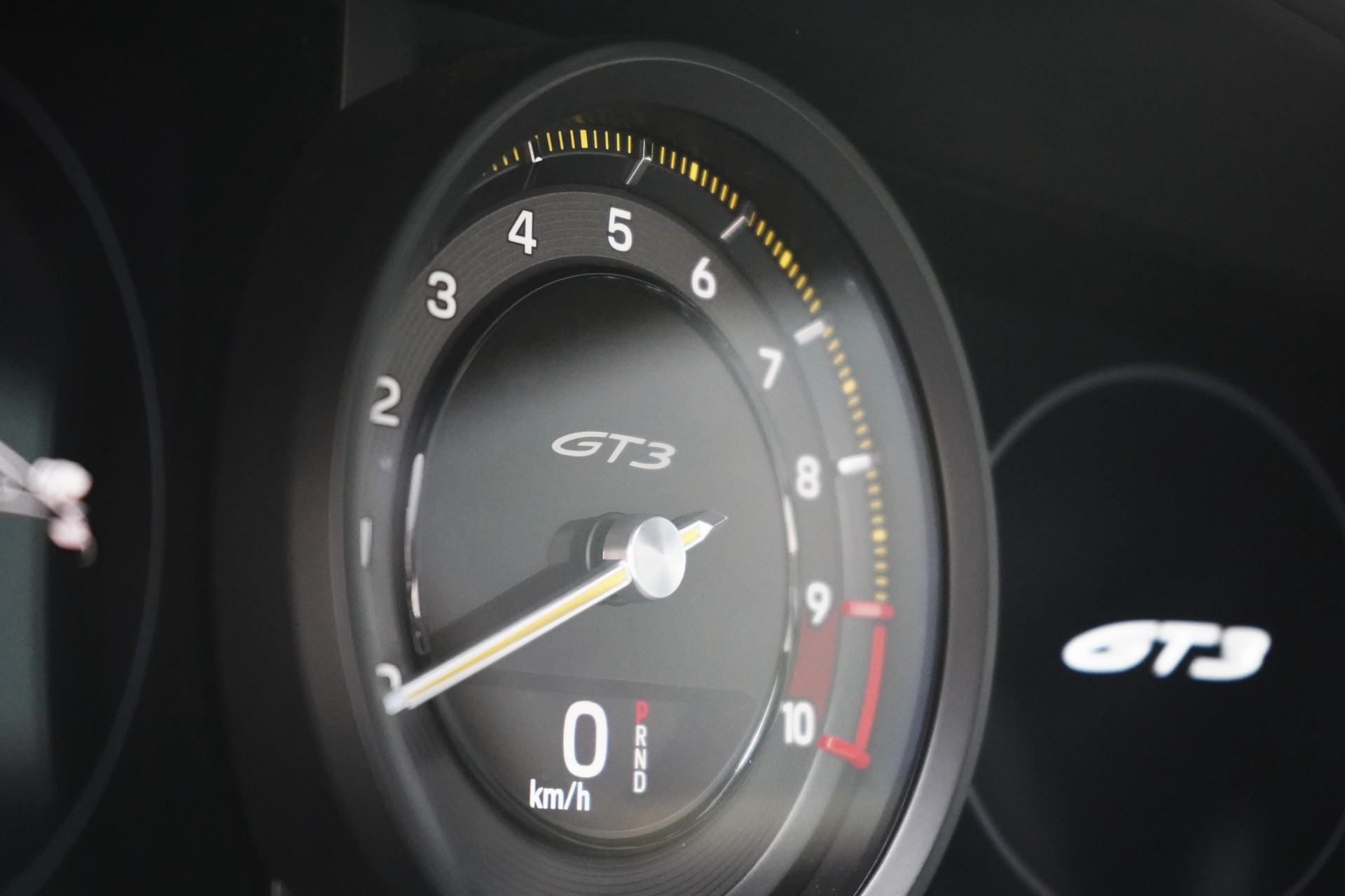PORSCHE 911 GT3 PDK-image-3