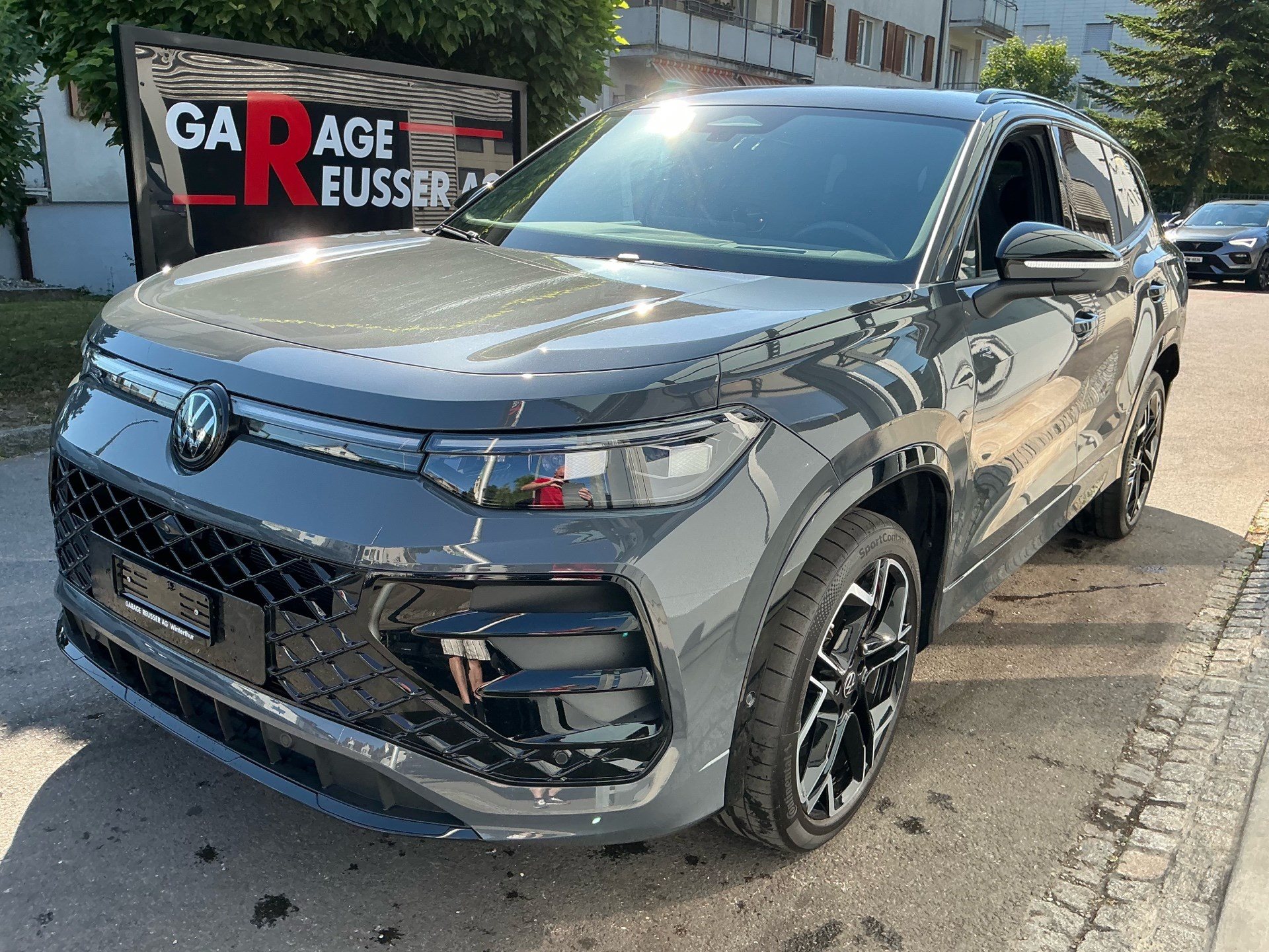VW Tayron 2.0 TSI 265 PS 4MOTION R-Line *** TOP AUSSTATTUNG !!! ***-image-0