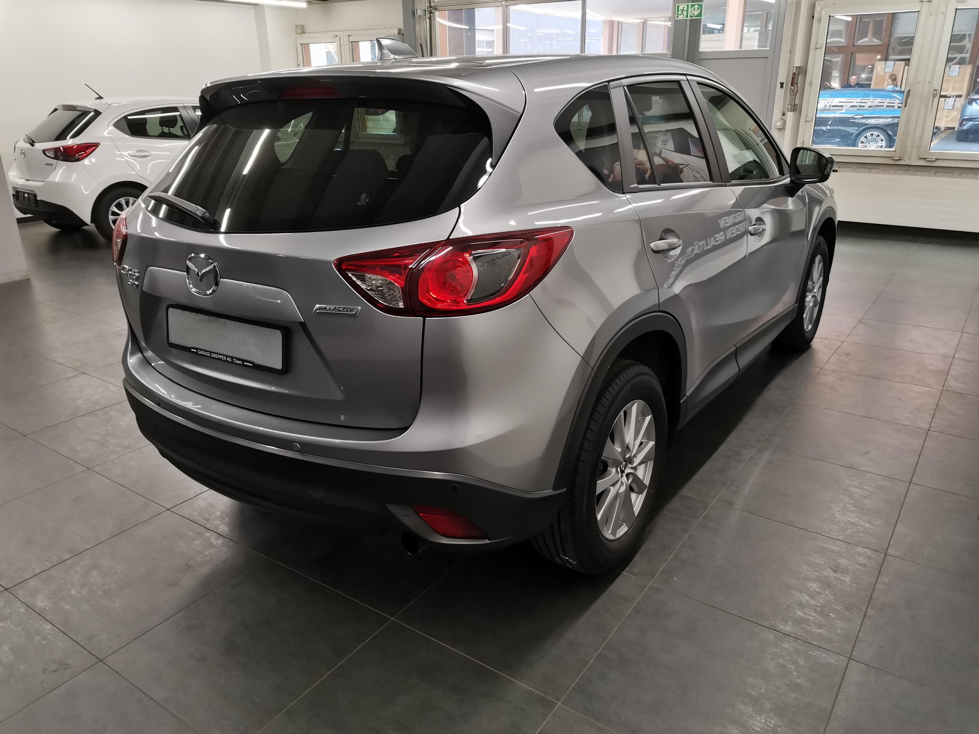 MAZDA CX-5 2.0 Ambition AWD-image-4