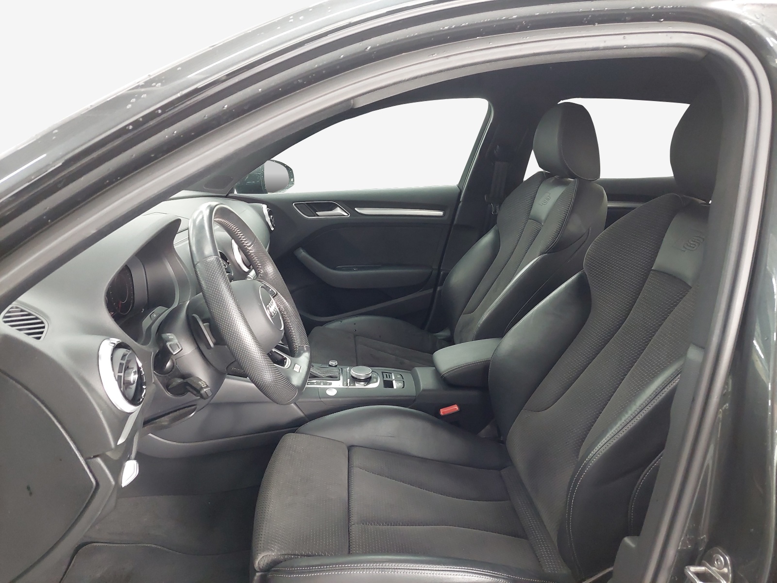 AUDI A3 Sportback 1.5 TFSI S-tronic Sport-image-7