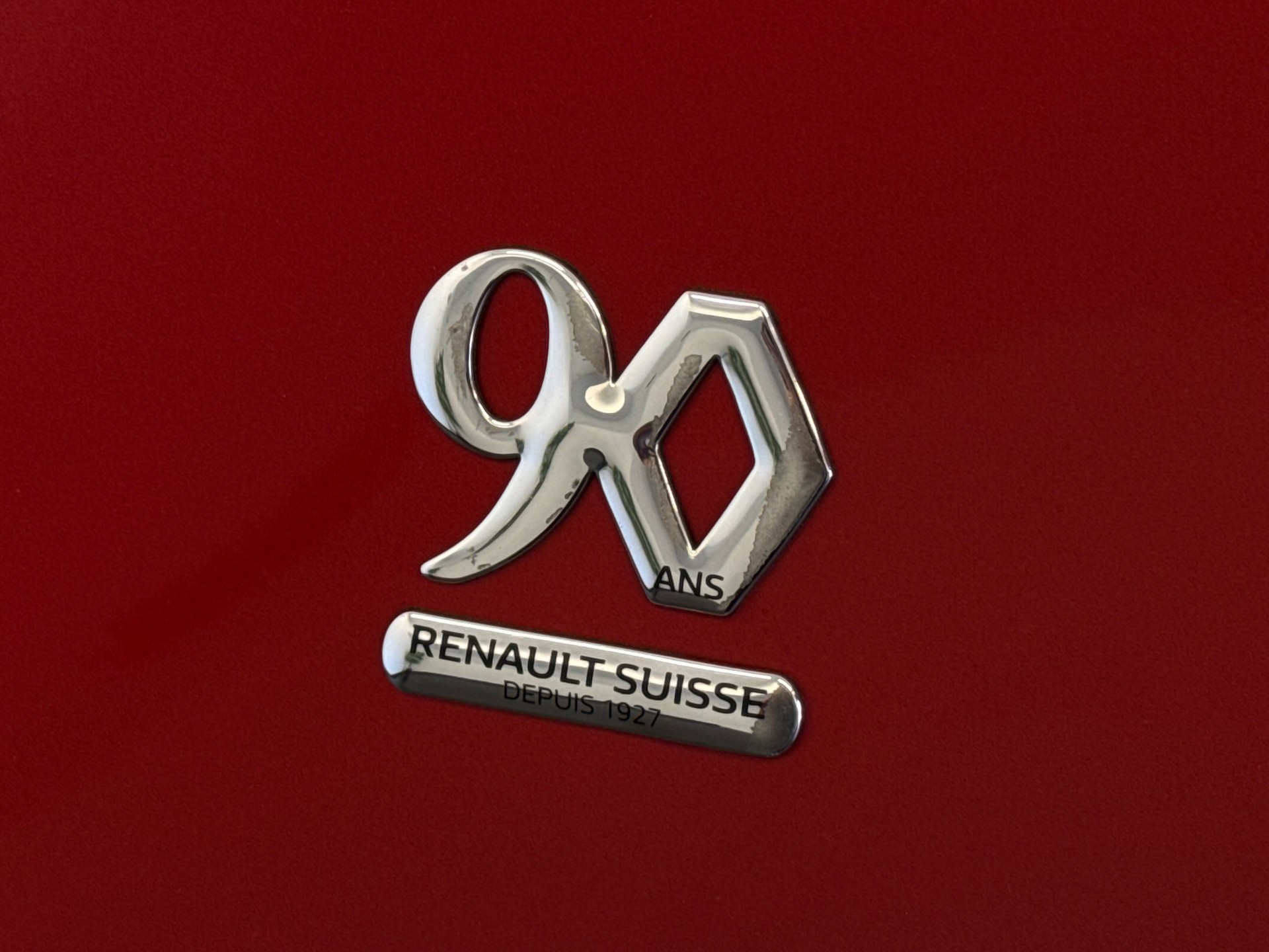 RENAULT Captur 1.2 T 16V 90th Anniversary EDC-image-18