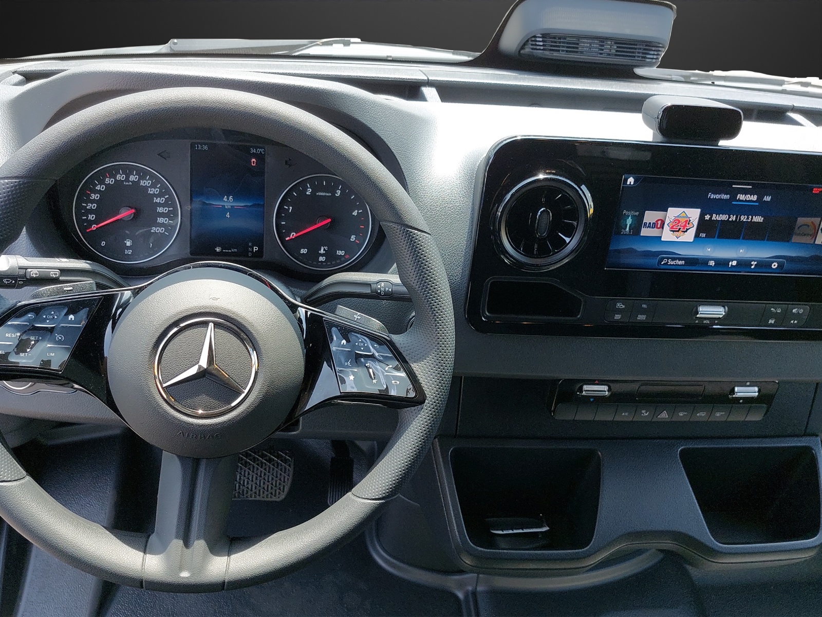 MERCEDES-BENZ Sprinter 317 CDI Standard 9G-TRONIC-image-8