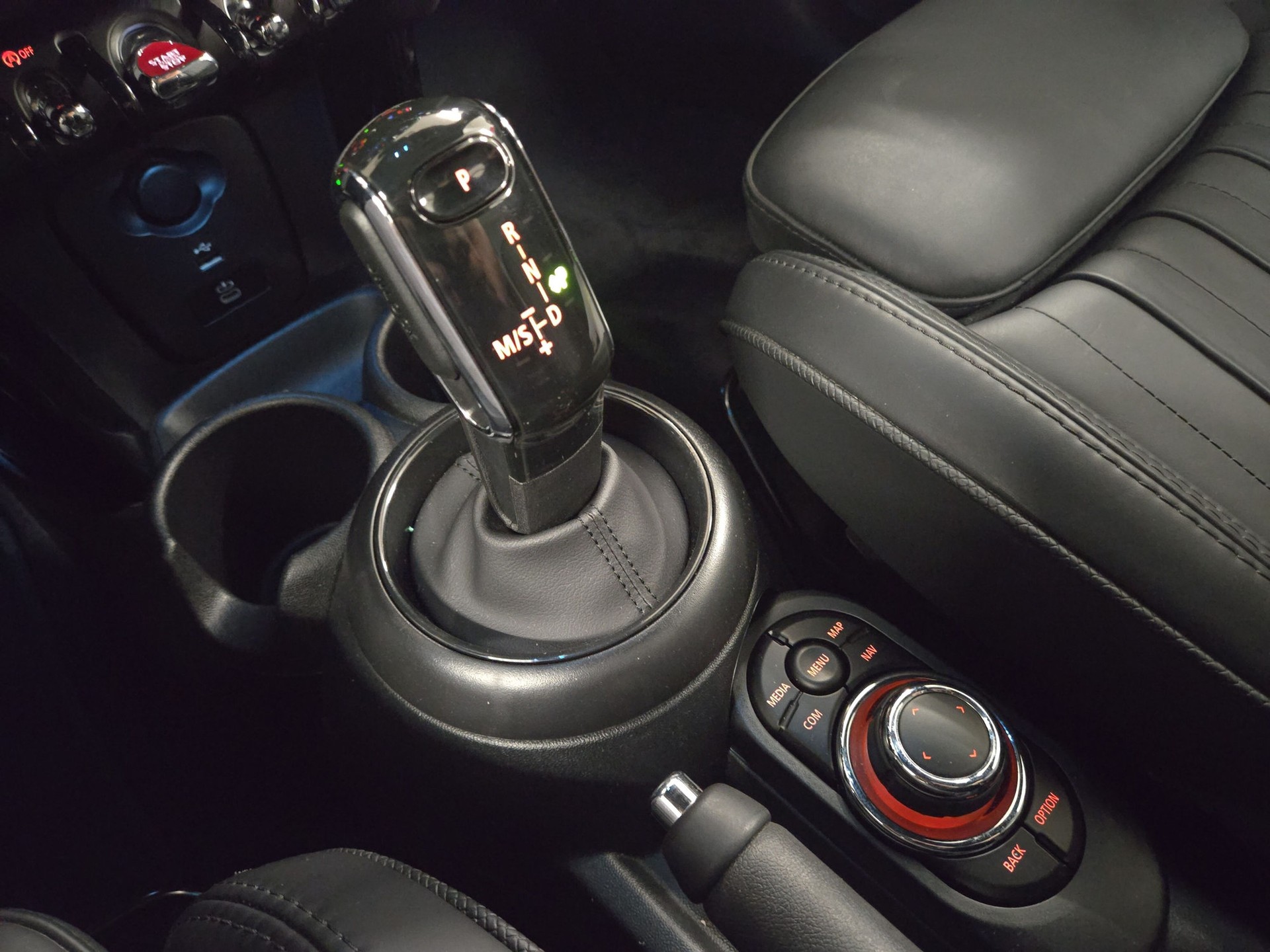 MINI Cooper S Cabriolet DKG-image-12