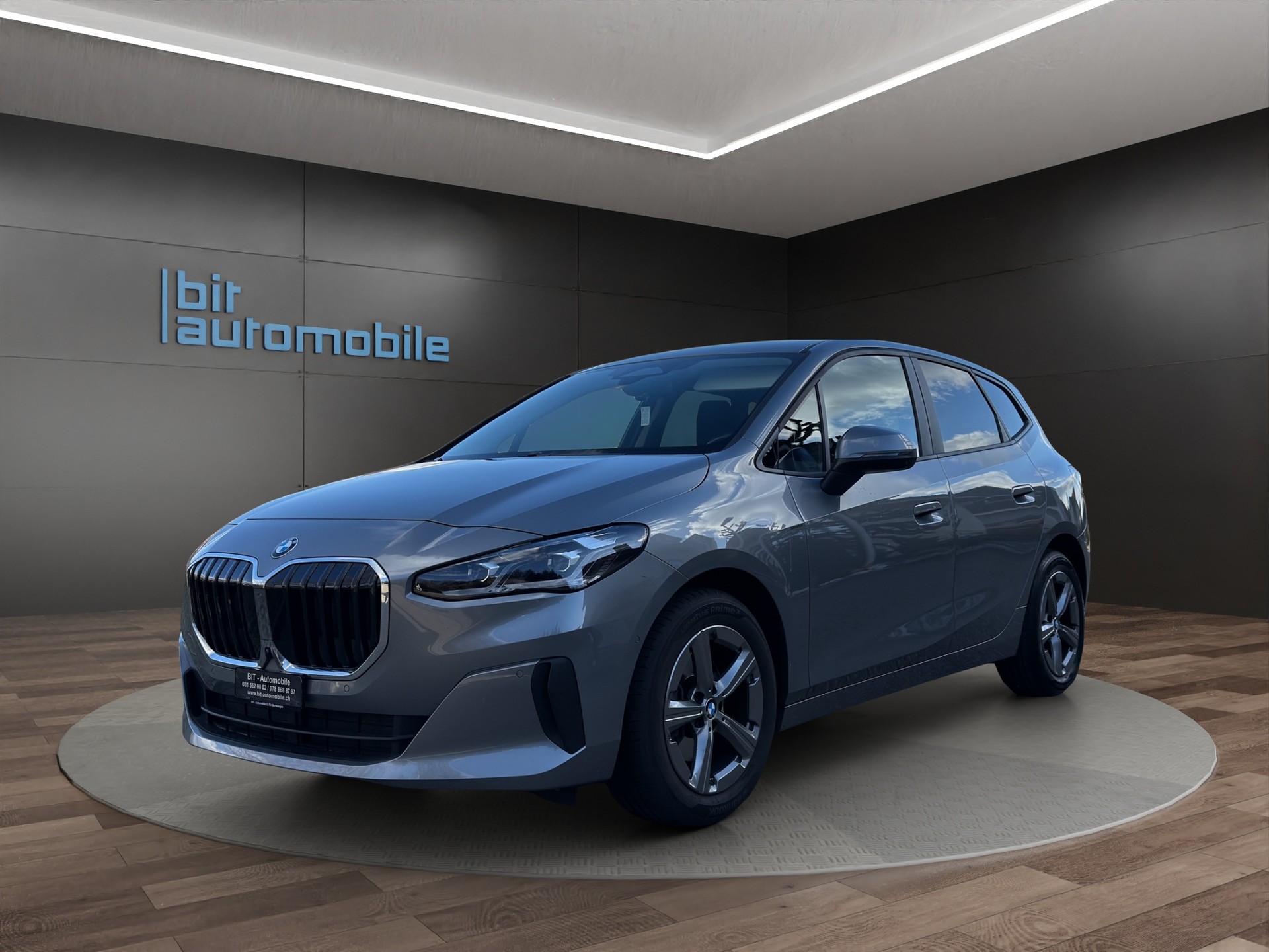 BMW 218i Active Tourer Luxury Line DKG-image-0