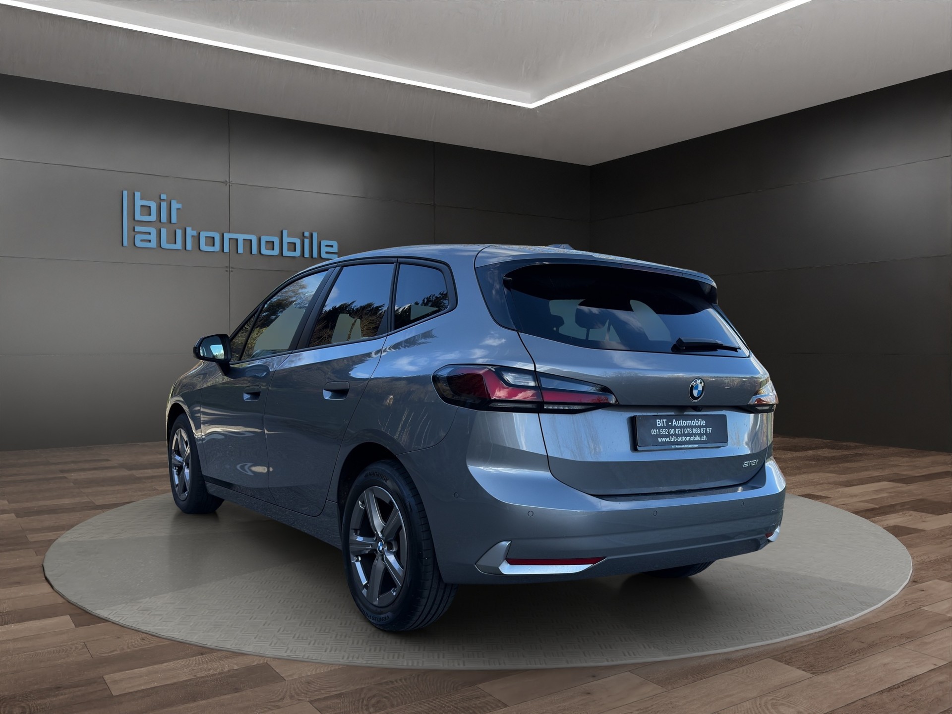 BMW 218i Active Tourer Luxury Line DKG-image-4