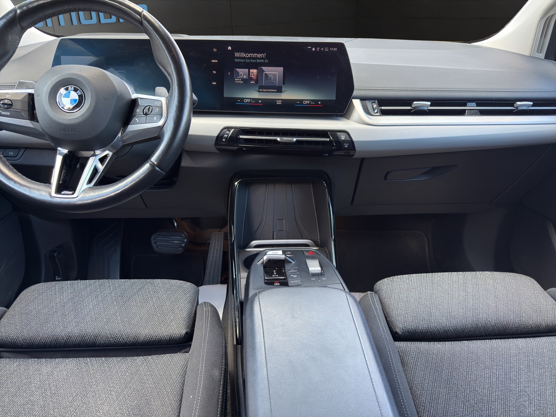 BMW 218i Active Tourer Luxury Line DKG-image-15