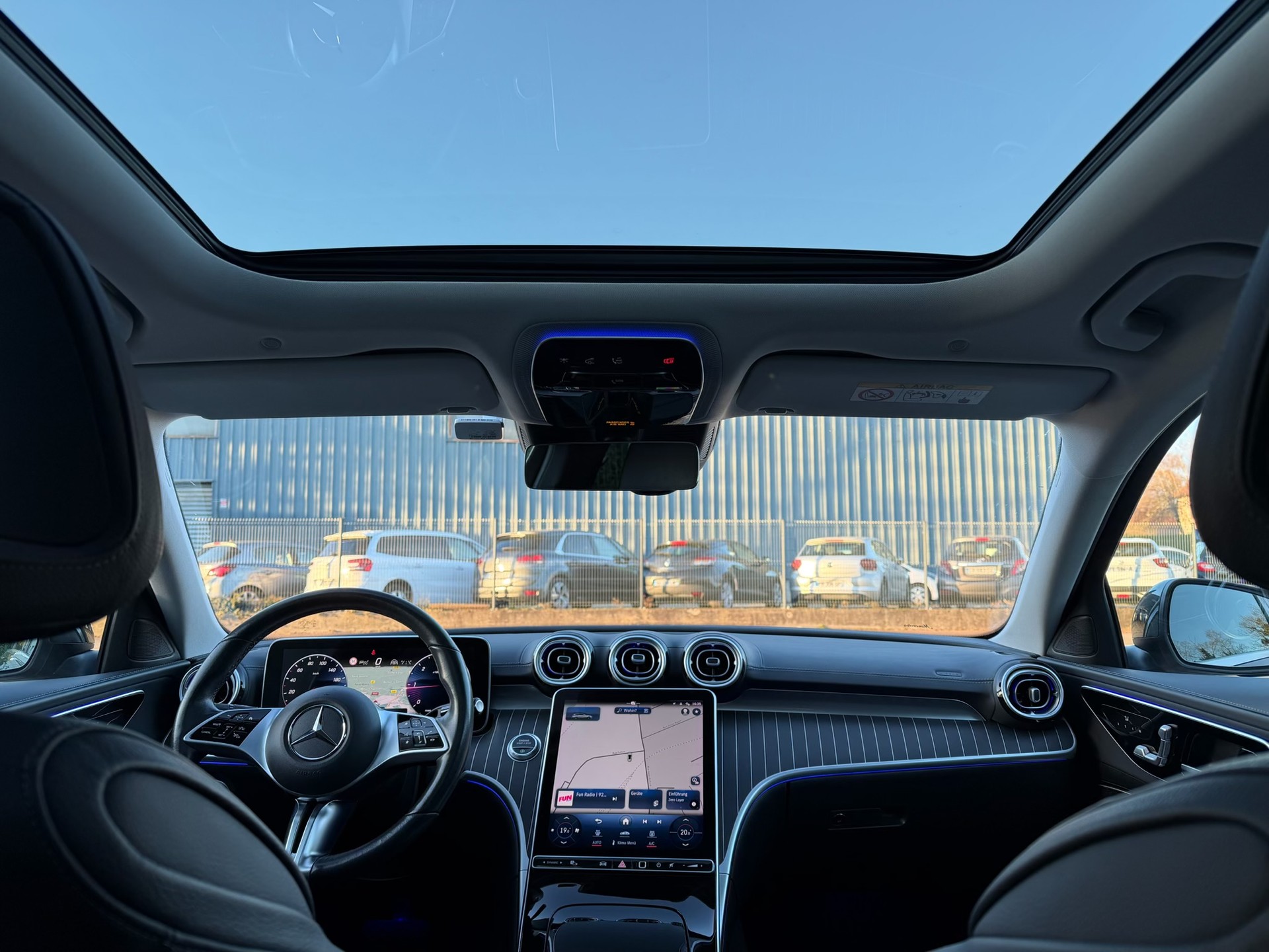MERCEDES-BENZ C 220 d Avantgarde-image-4