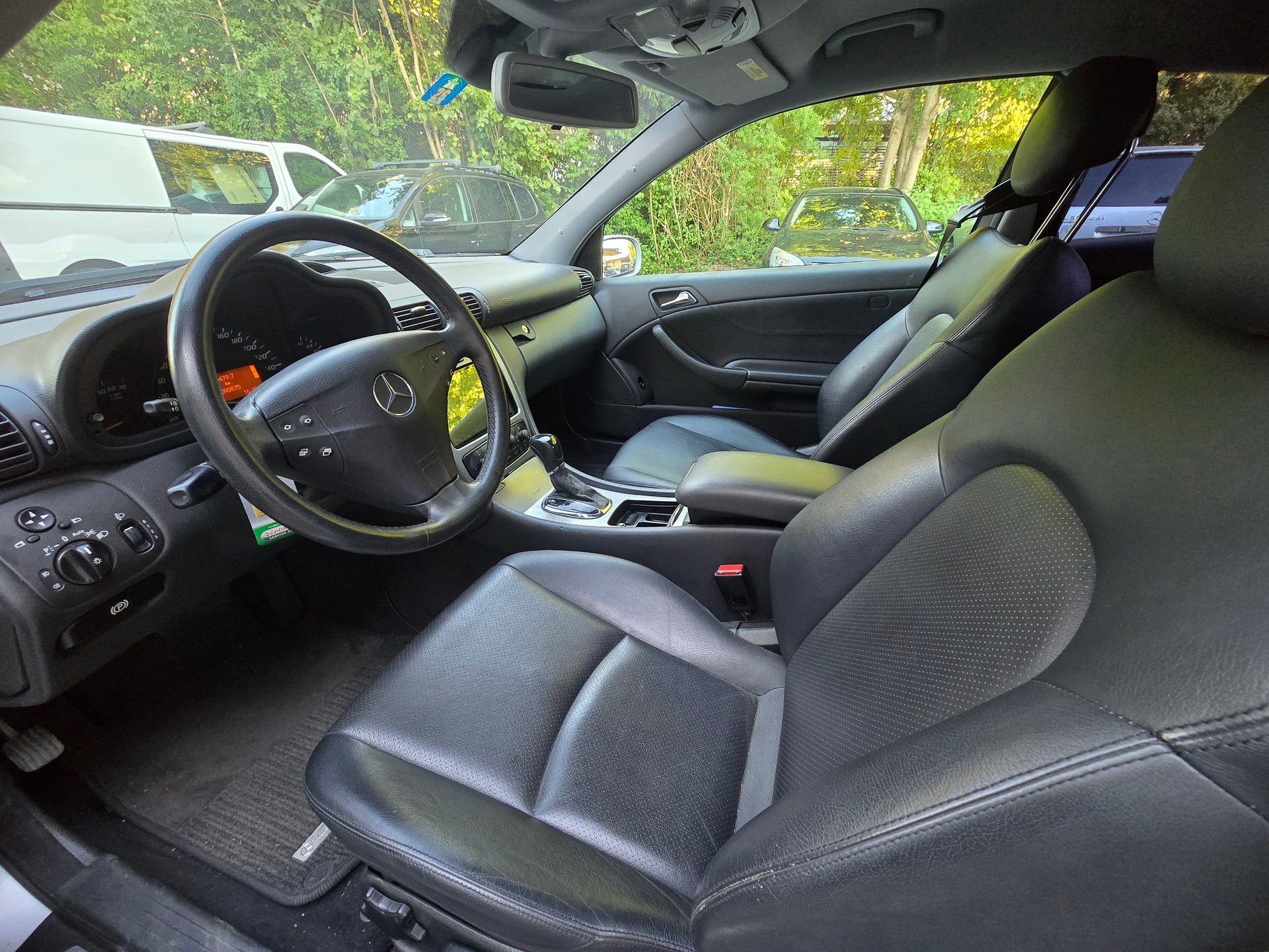 MERCEDES-BENZ C 180 Kompressor-image-8