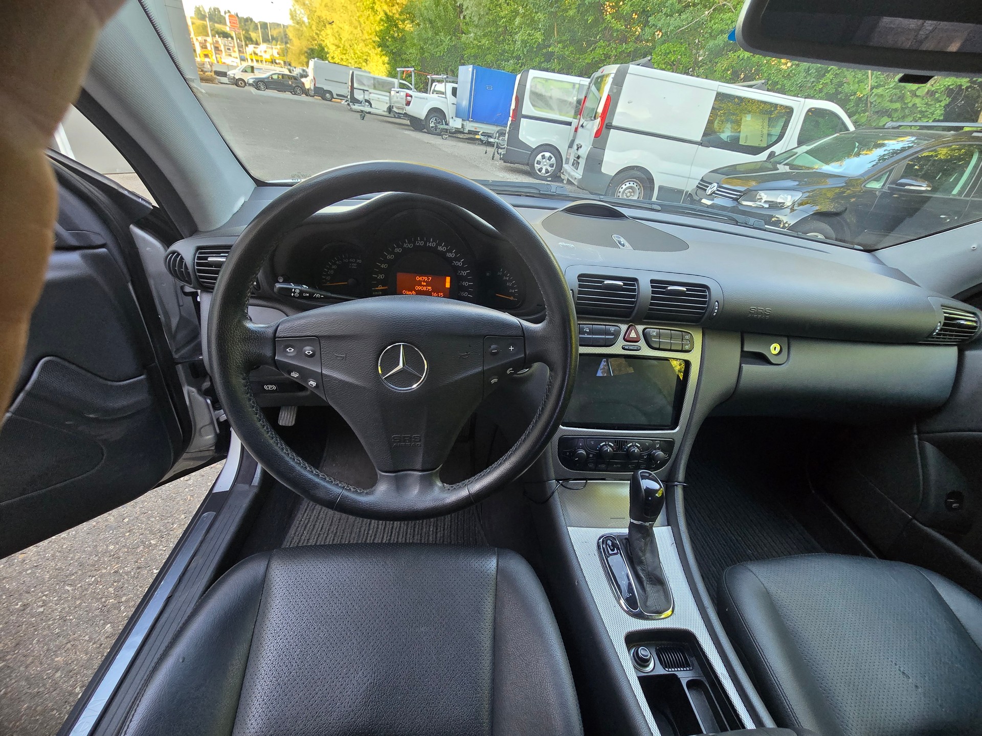 MERCEDES-BENZ C 180 Kompressor-image-9