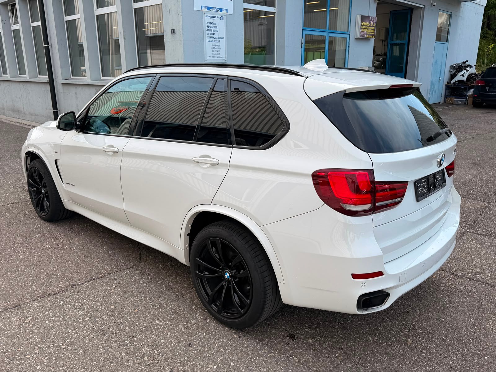 BMW X5 xDrive 30d Pure M Sport Steptronic-image-3