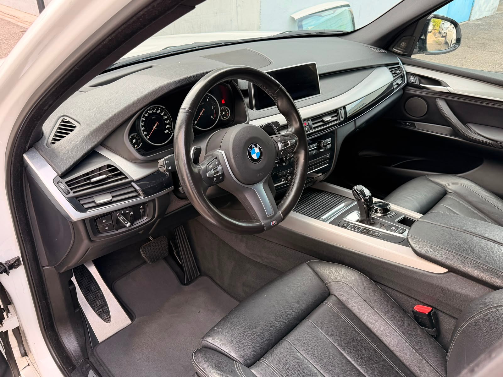 BMW X5 xDrive 30d Pure M Sport Steptronic-image-4