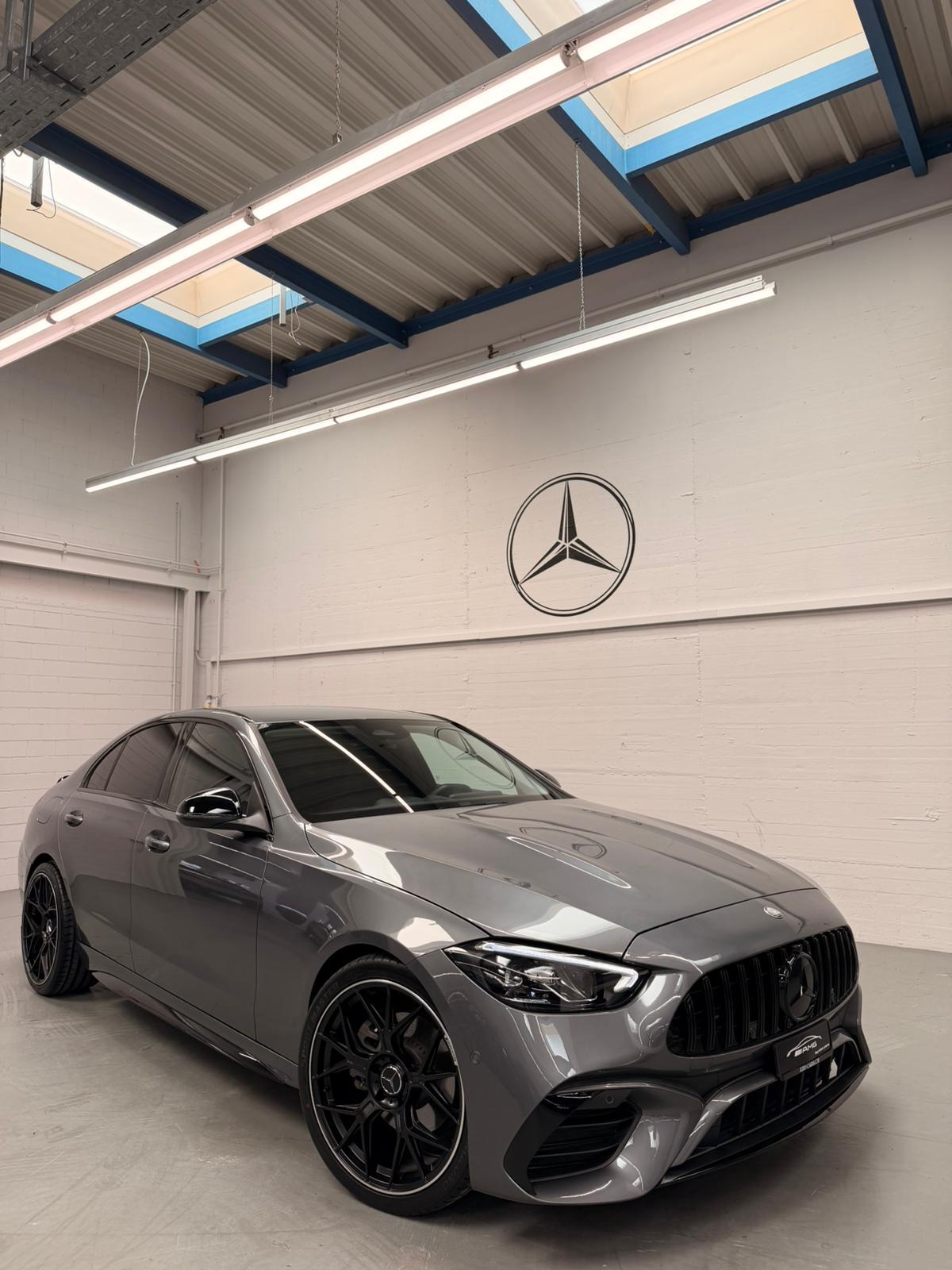MERCEDES-BENZ C 300 4Matic AMG (C63 AMG Bodykit) Limited Grey Performance Garantie & Gratisservice-showroom-element-1